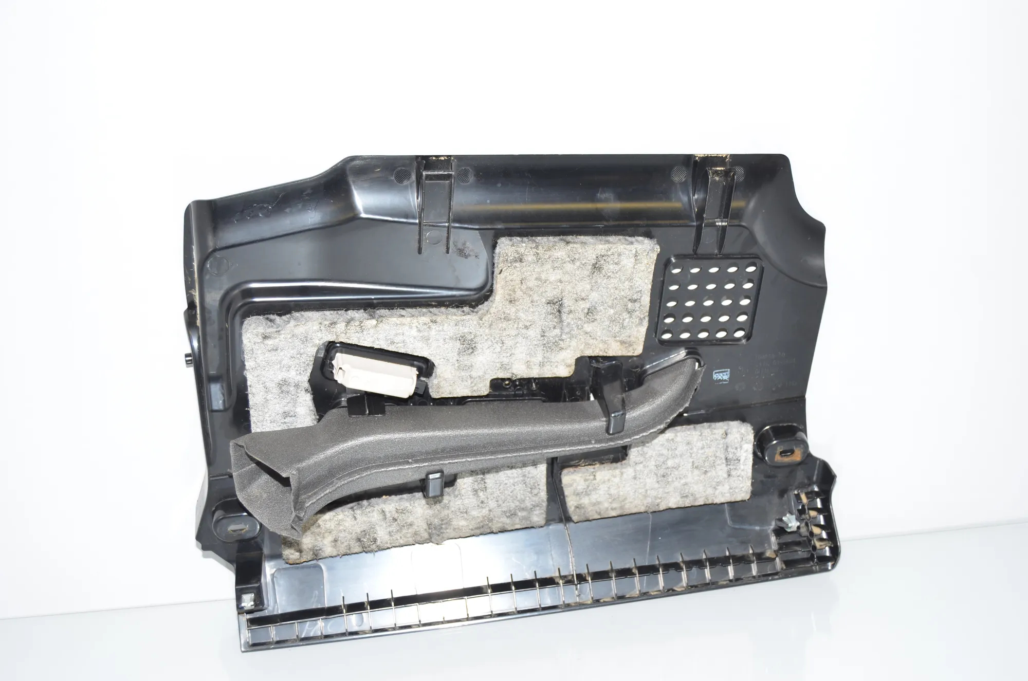Dashboard Lower Trim – OEM 9142654 · BMW 5 Gran Turismo (F07) 530 d 2009 – 3