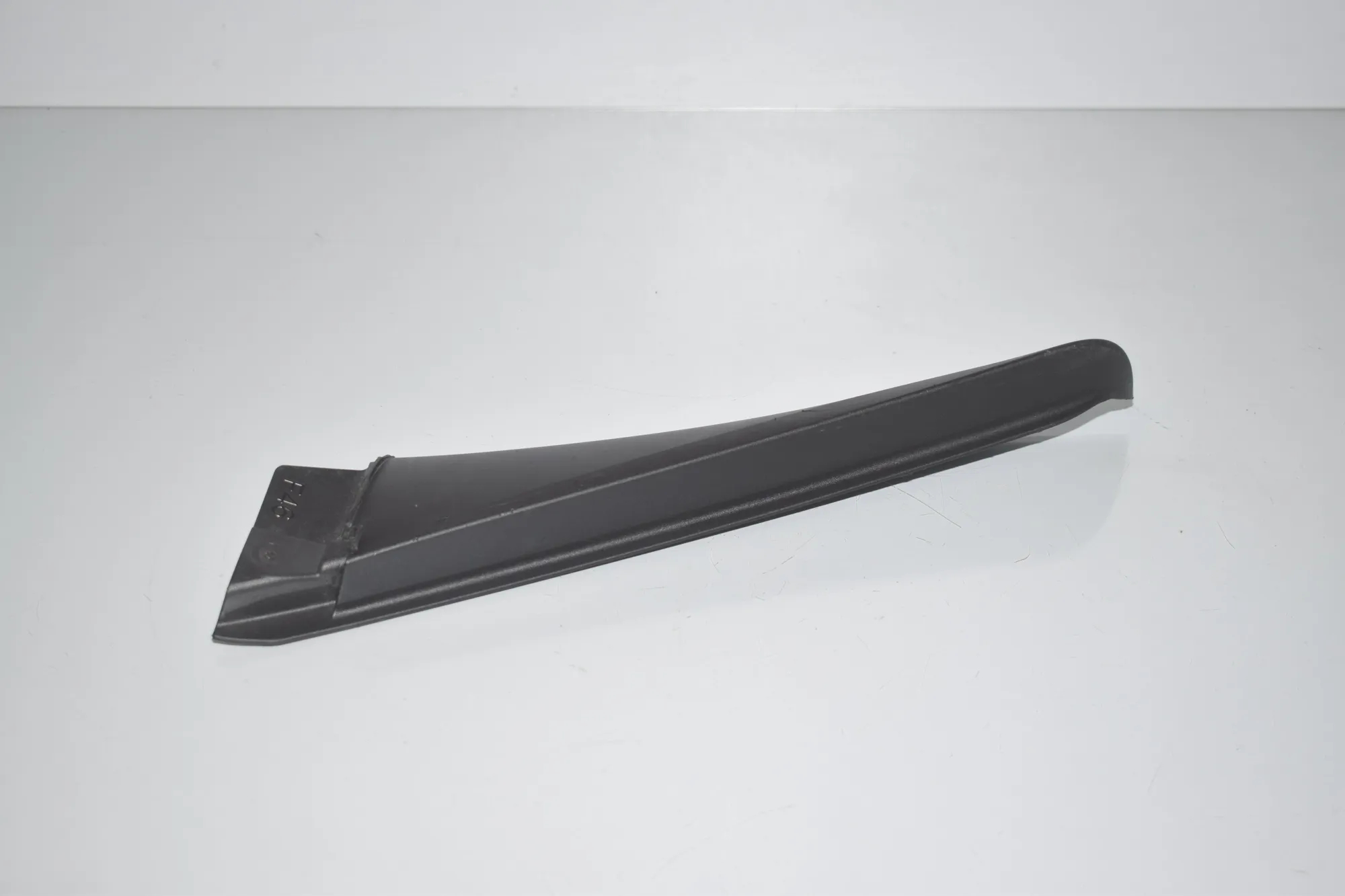 Front Left Door Panel Trim – OEM 7333895 · BMW 2 Gran Tourer (F46) 218 d xDrive 2020 – 3