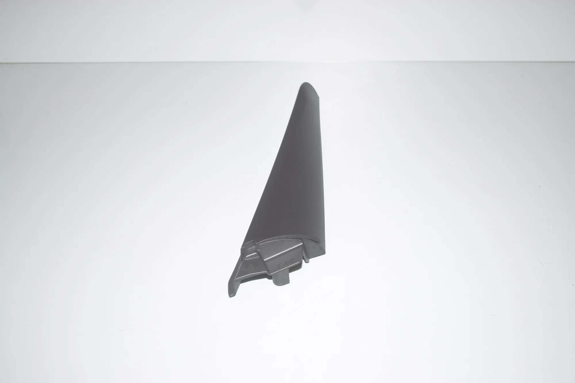 Front Right Door Panel Trim – OEM 7333896 · BMW 2 Gran Tourer (F46) 218 d xDrive 2020 – 2
