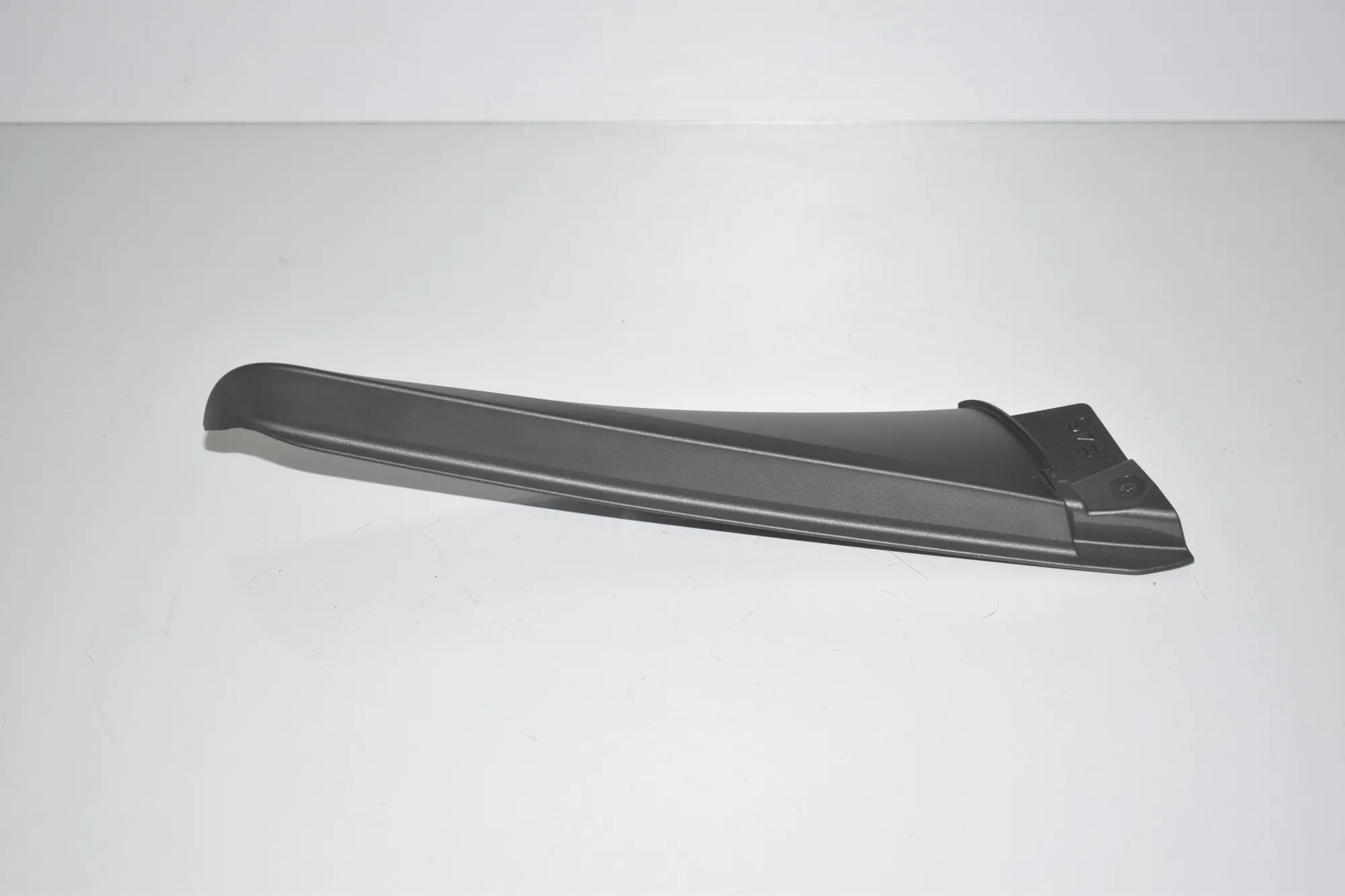 Front Right Door Panel Trim – OEM 7333896 · BMW 2 Gran Tourer (F46) 218 d xDrive 2020 – 3