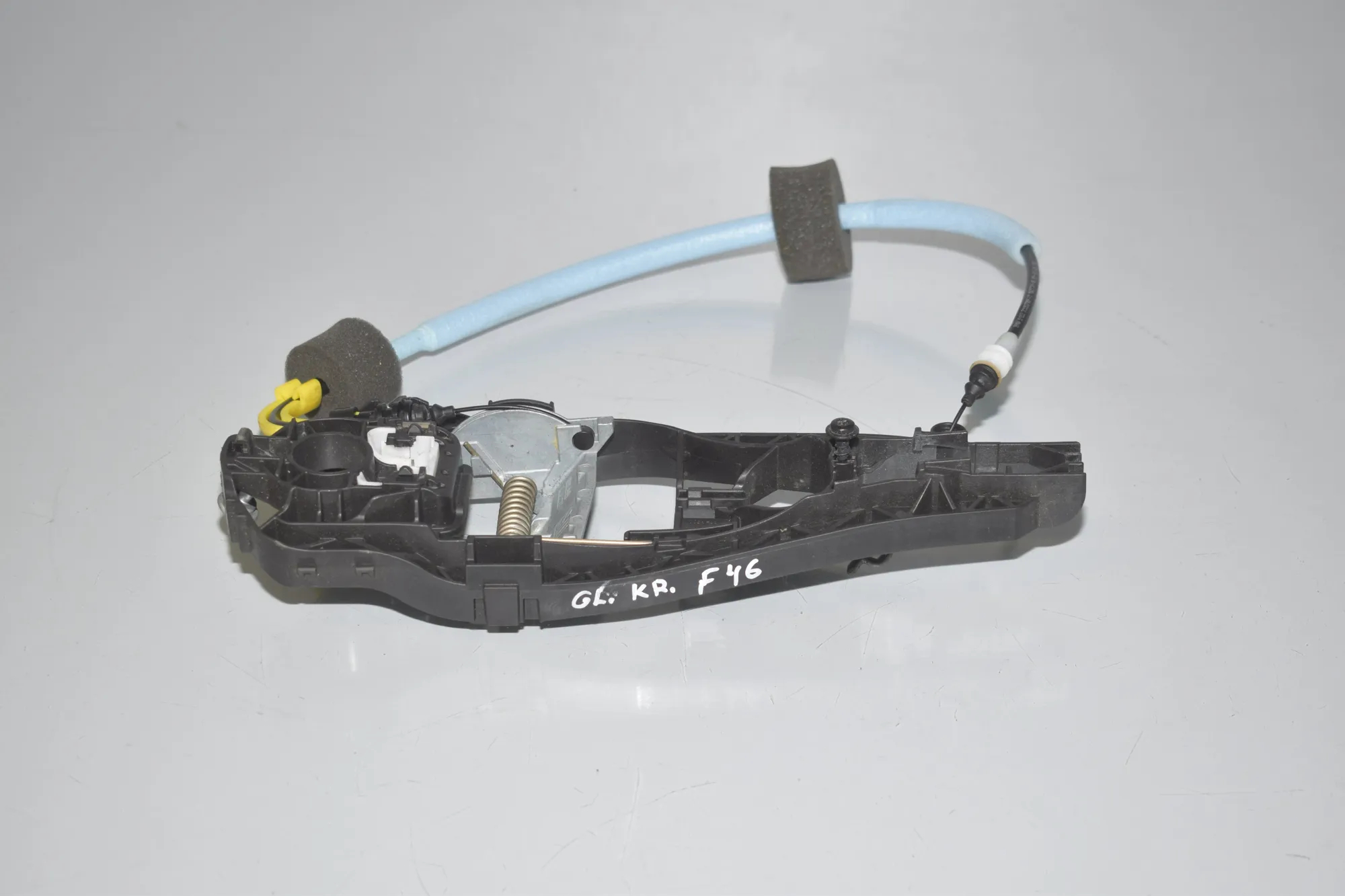 Rear Left Door Interior Handle Frame – OEM 7401209 · BMW 2 Gran Tourer (F46) 218 d xDrive 2020 – 3