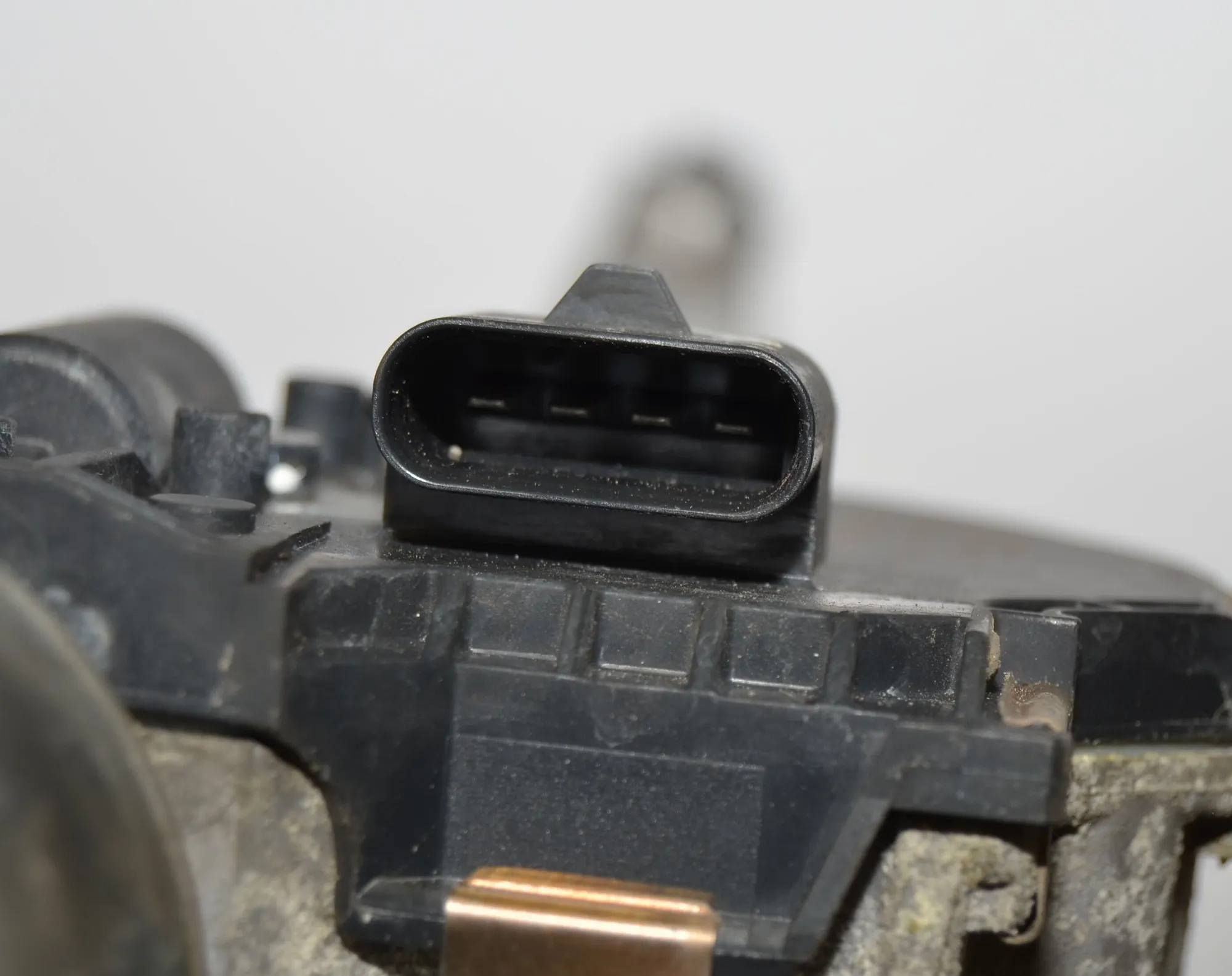 Front Windshield Wiper Mechanism – OEM 1397220538 · BMW 5 (F10) 530 d 2010 – 6