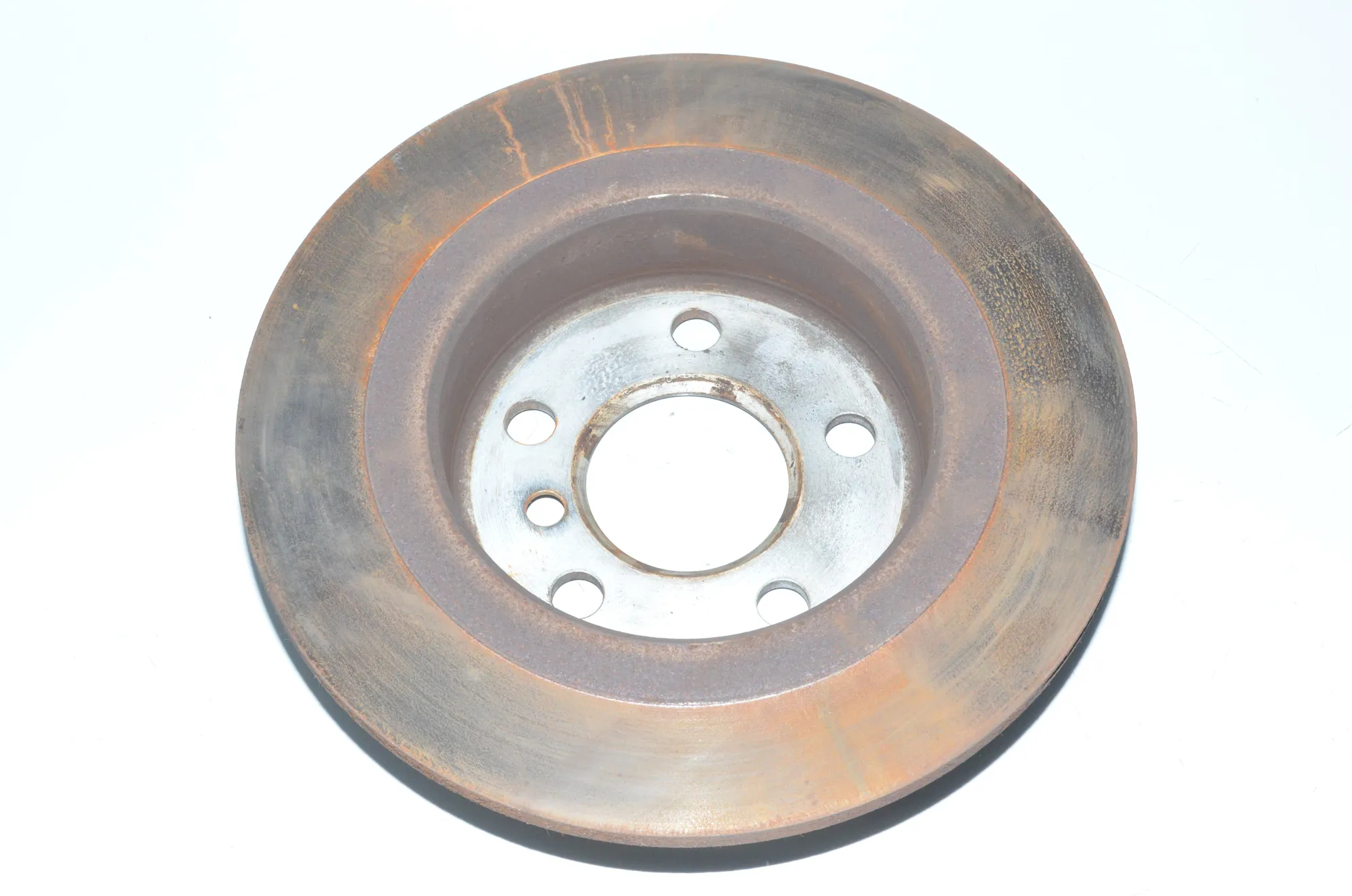 Rear Left Brake Disc – OEM 6864141 · BMW 2 Gran Tourer (F46) 218 d xDrive 2020 – 3