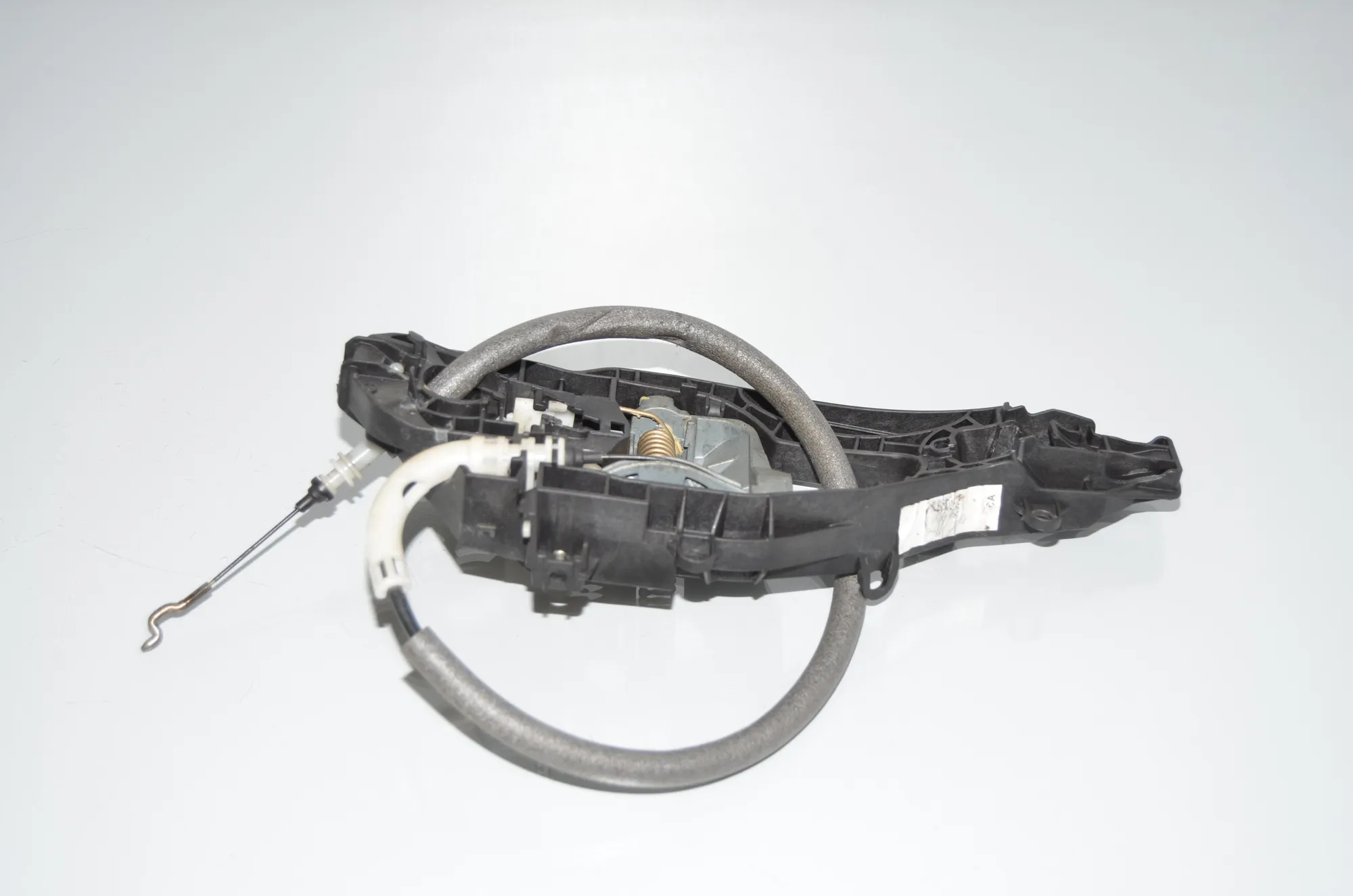 Front Right Door Interior Handle Frame – OEM 7377242 · BMW 7 (G11, G12) 740 d, Ld xDrive 2016 – 2