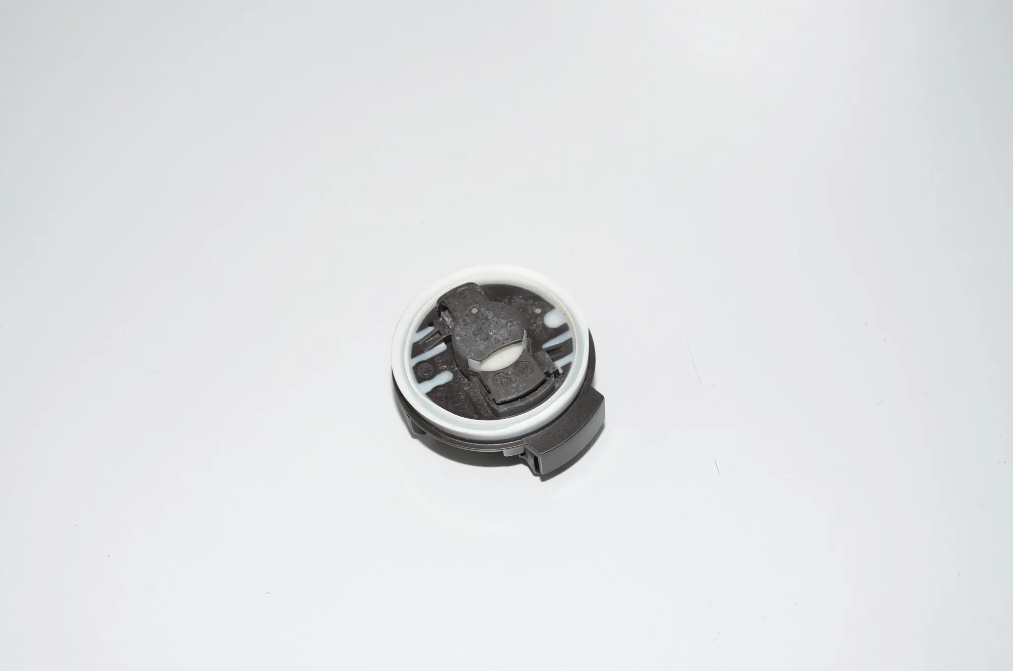 Front Left Impact Sensor – OEM 9279391 · BMW 7 (G11, G12) 740 d, Ld xDrive 2016