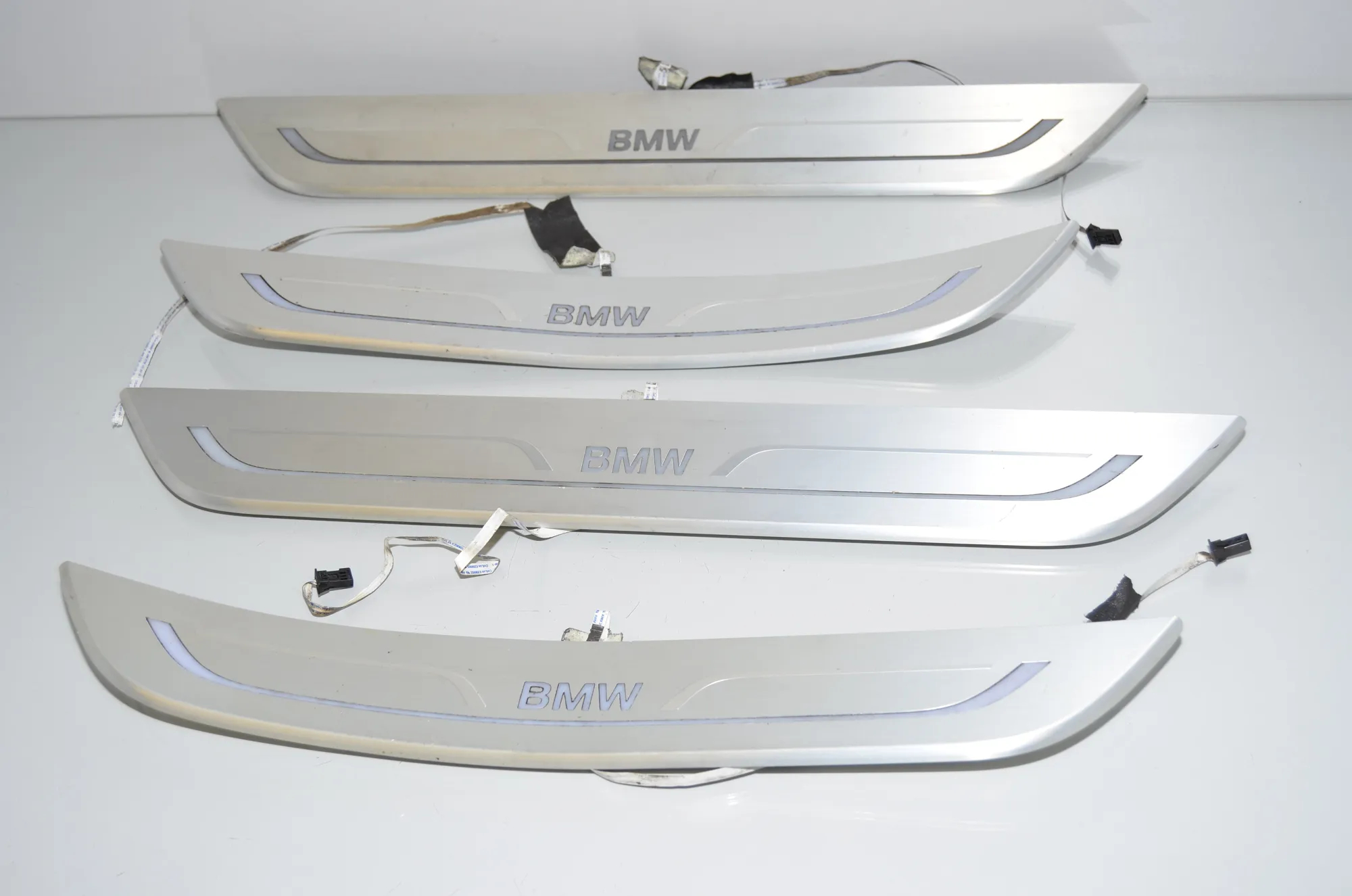 Door Sill Trim Kit – OEM 7369889 · BMW 7 (G11, G12) 740 d, Ld xDrive 2016 – 3