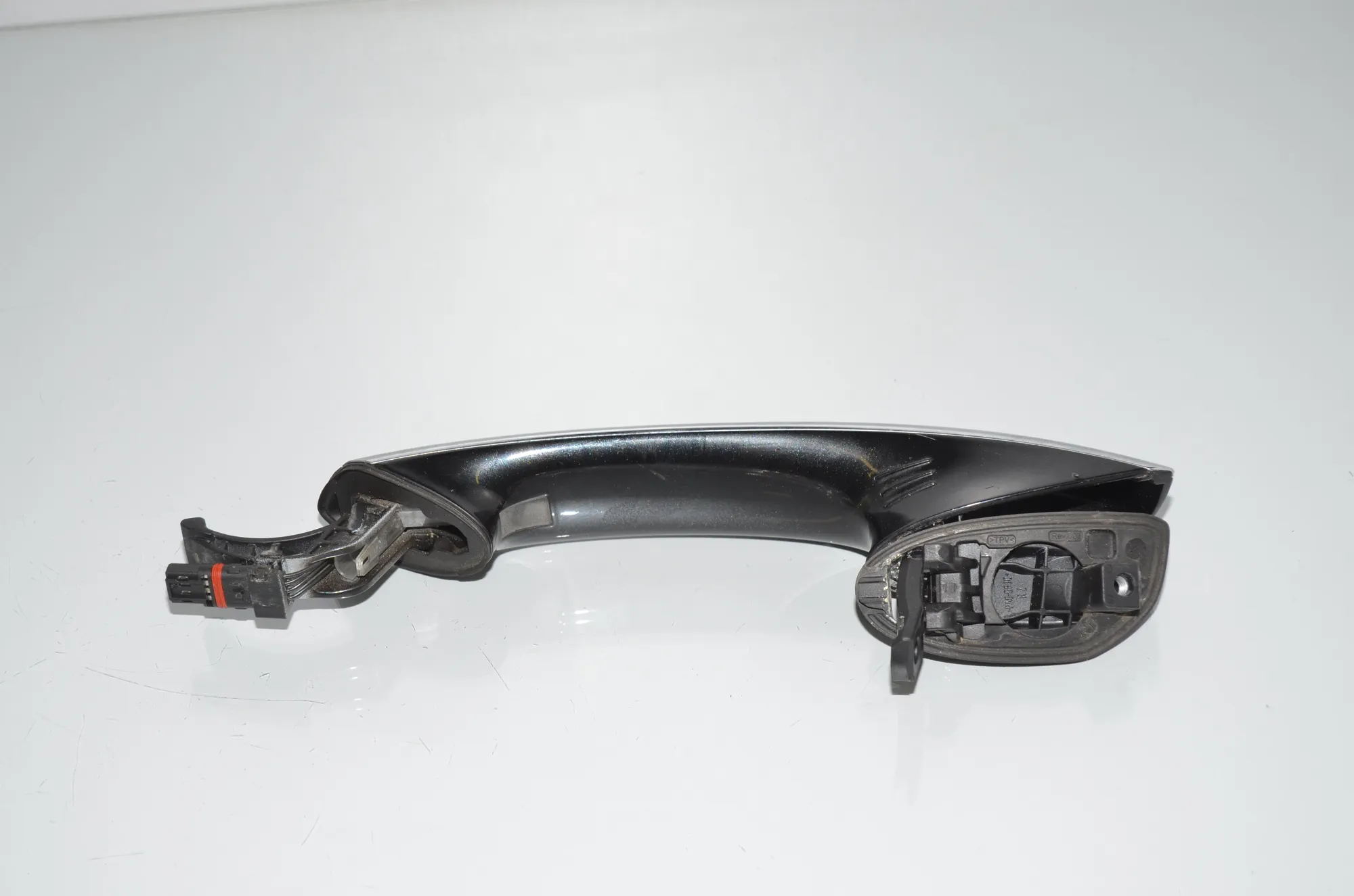 Front Right Door Exterior Handle – OEM 7411030 · BMW 7 (G11, G12) 740 d, Ld xDrive 2016 – 5