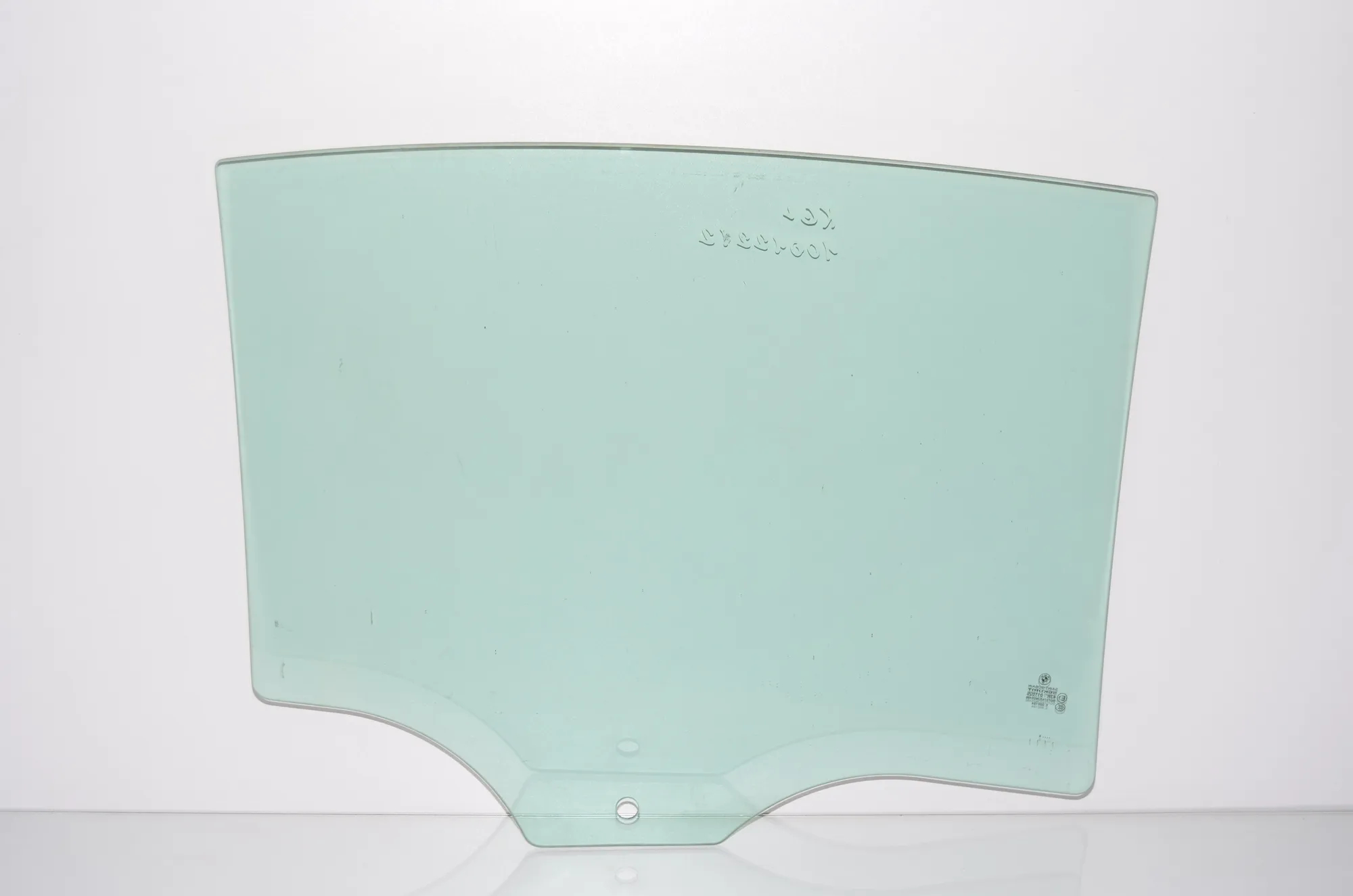 Rear Left Door Window – OEM 7358913 · BMW 7 (G11, G12) 740 d, Ld xDrive 2016 – 2