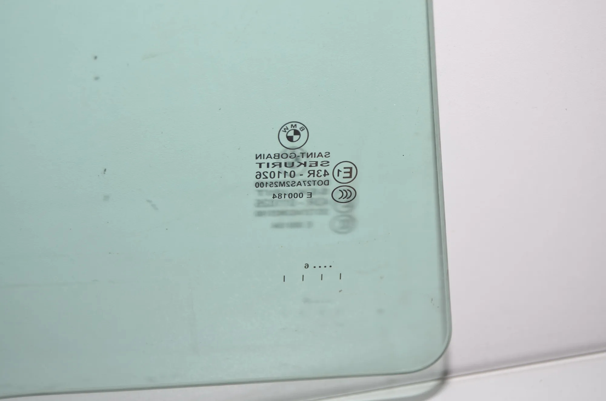 Rear Left Door Window – OEM 7358913 · BMW 7 (G11, G12) 740 d, Ld xDrive 2016 – 3