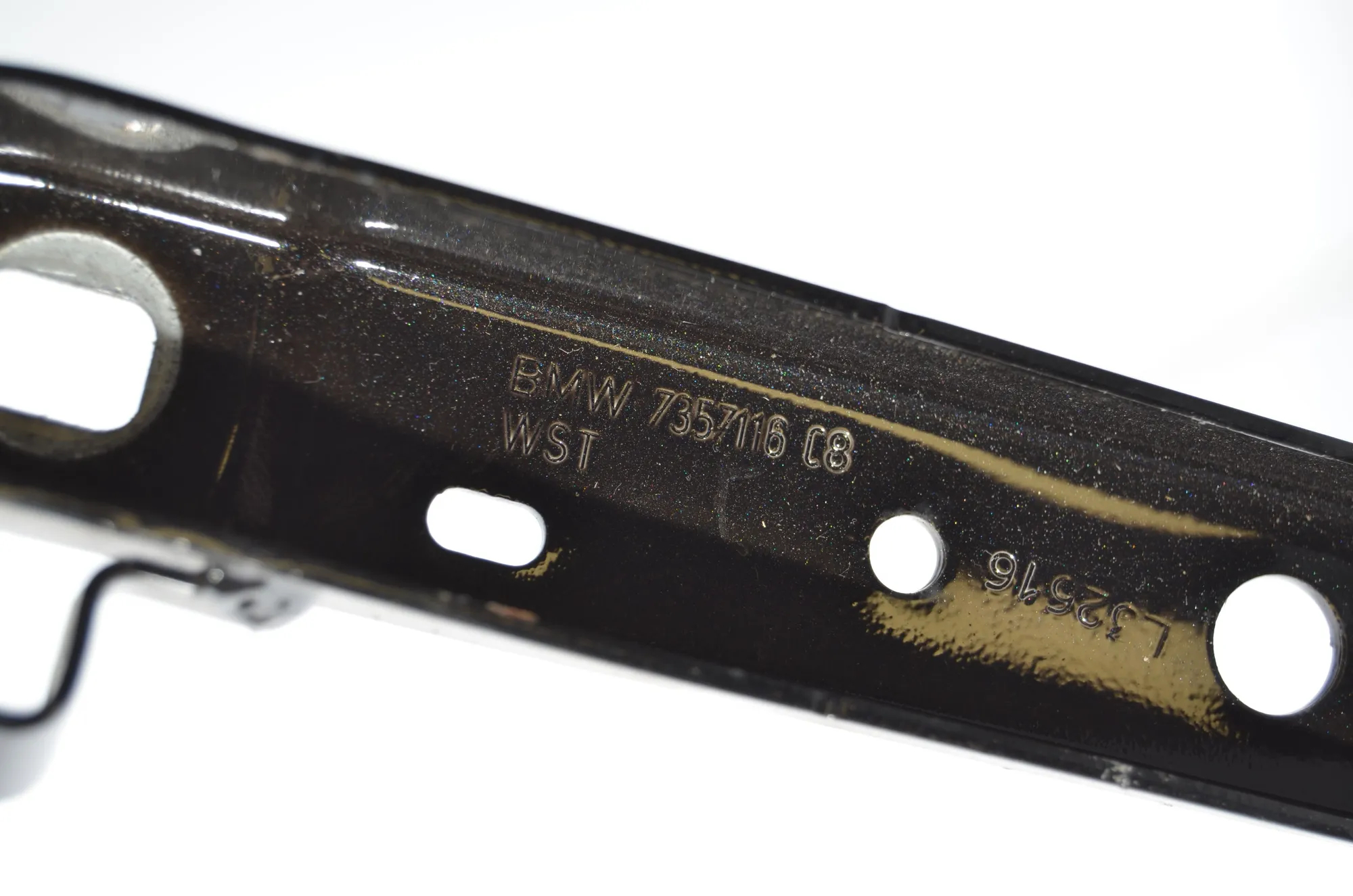 Right Side Bootlid Hinge – OEM 7357116 · BMW 7 (G11, G12) 740 d, Ld xDrive 2016 – 5
