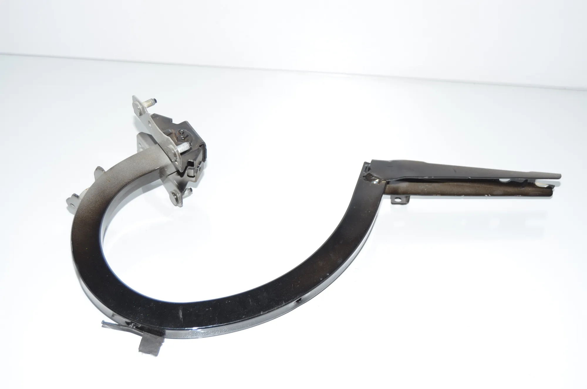 Right Side Bootlid Hinge – OEM 7357116 · BMW 7 (G11, G12) 740 d, Ld xDrive 2016 – 4