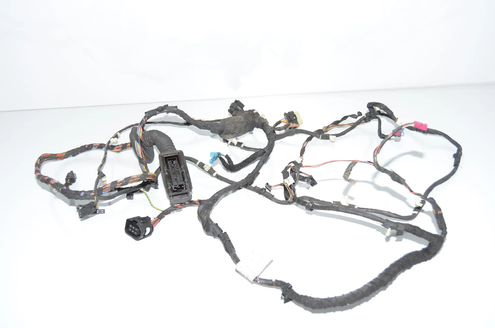 Front Right Door Wiring – OEM 9372545 · BMW 7 (G11, G12) 740 d, Ld xDrive 2016 – 3