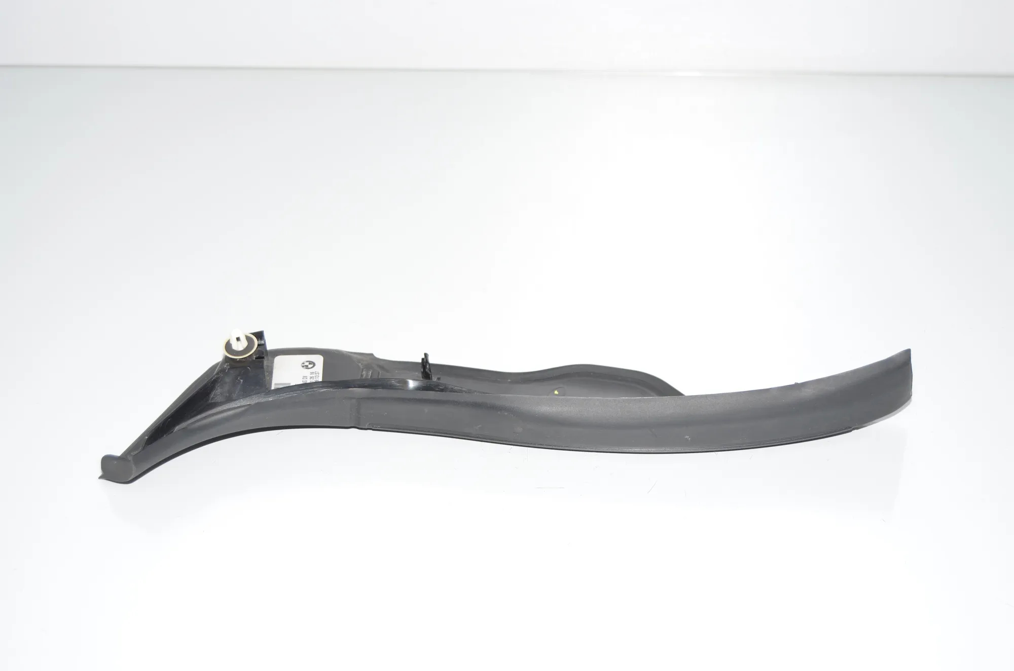 Rear Right Tail Light Trim – OEM 7342962 · BMW 7 (G11, G12) 740 d, Ld xDrive 2016 – 4