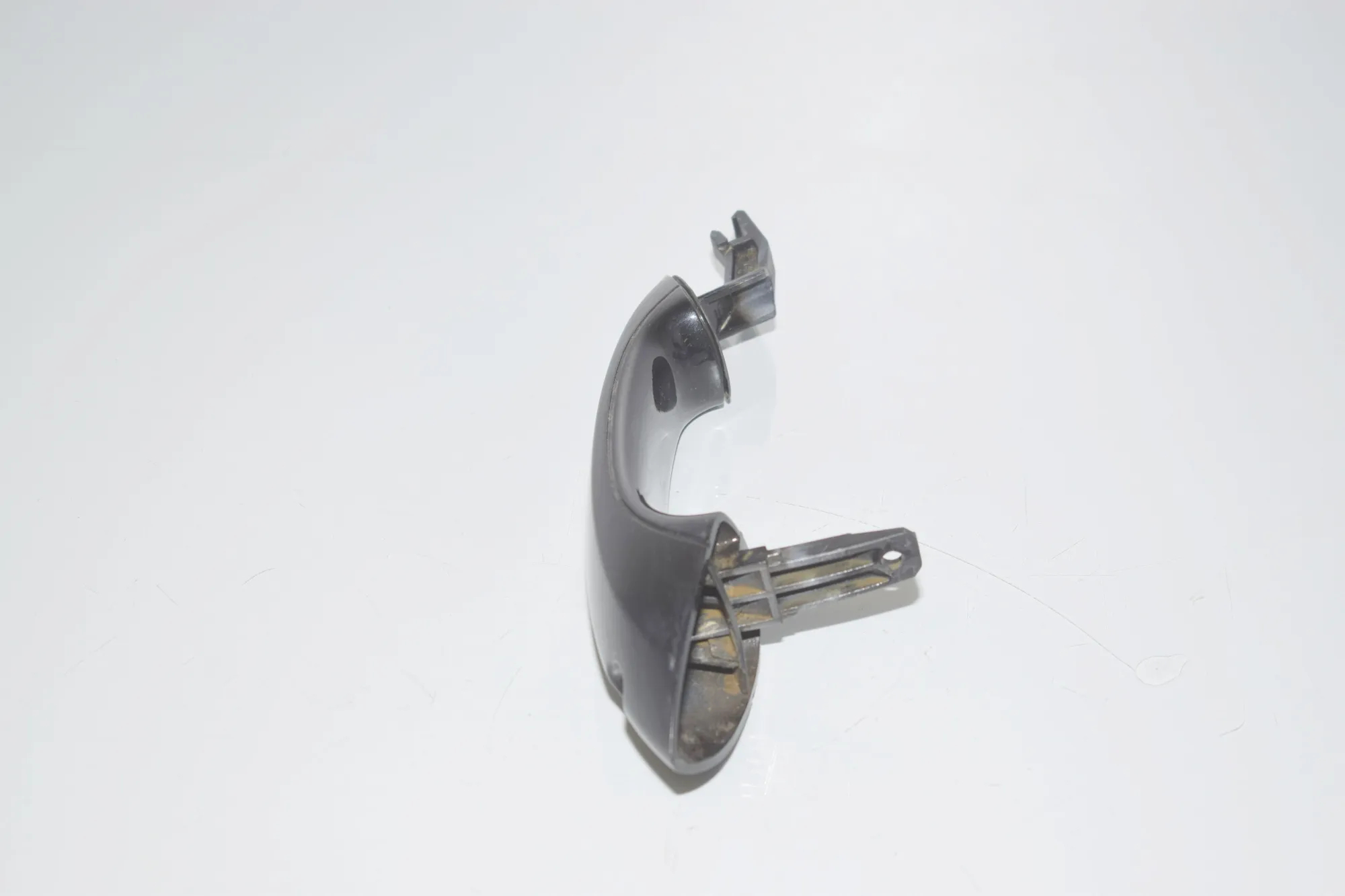Front Left Door Exterior Handle – OEM 51217276243 · BMW 5 Gran Turismo (F07) 530 d 2009 – 2