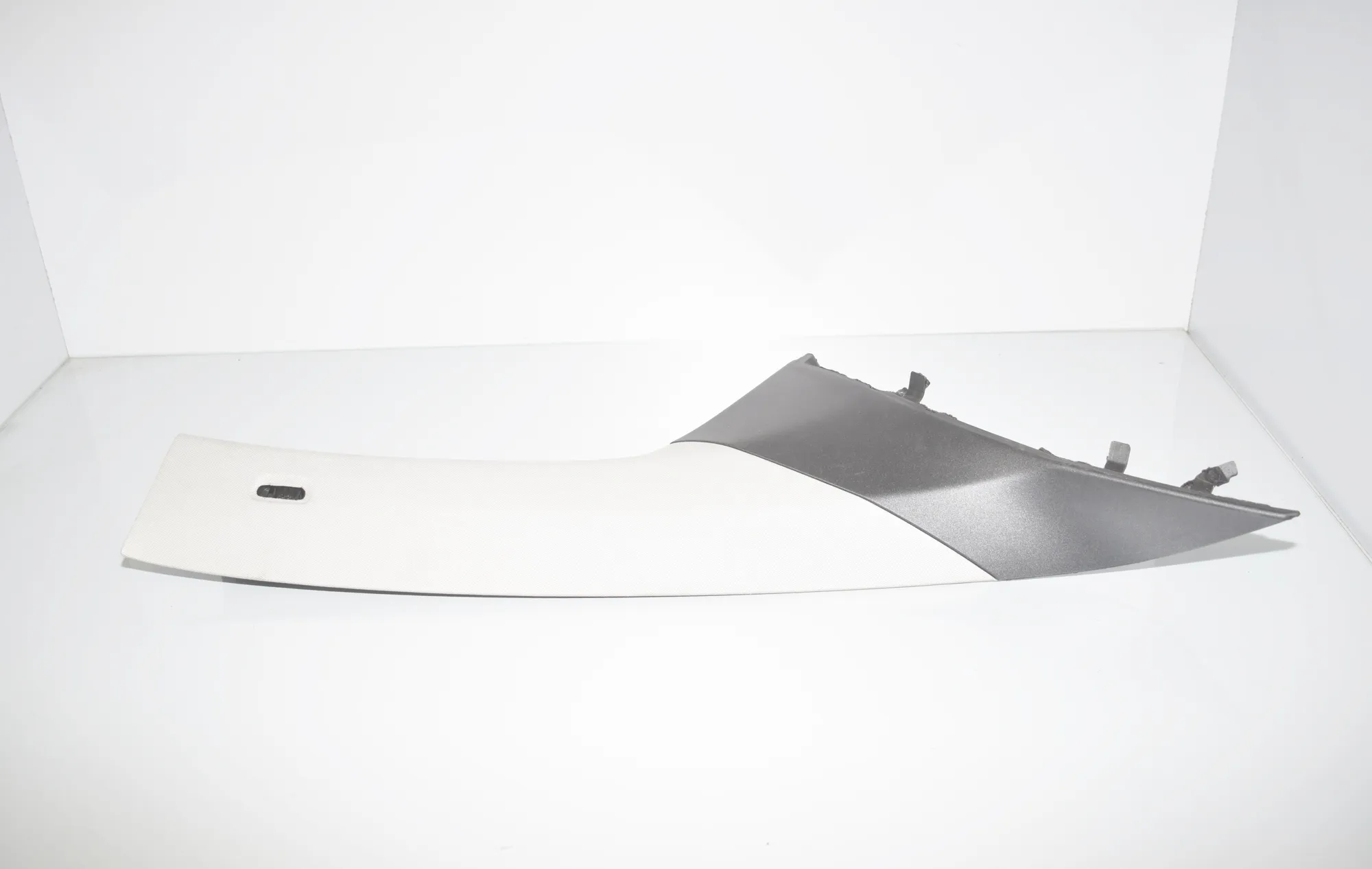 Front Right A Pillar Trim – OEM 7275668 · BMW i3 (I01) BMW i3 (I01) Electric 2015