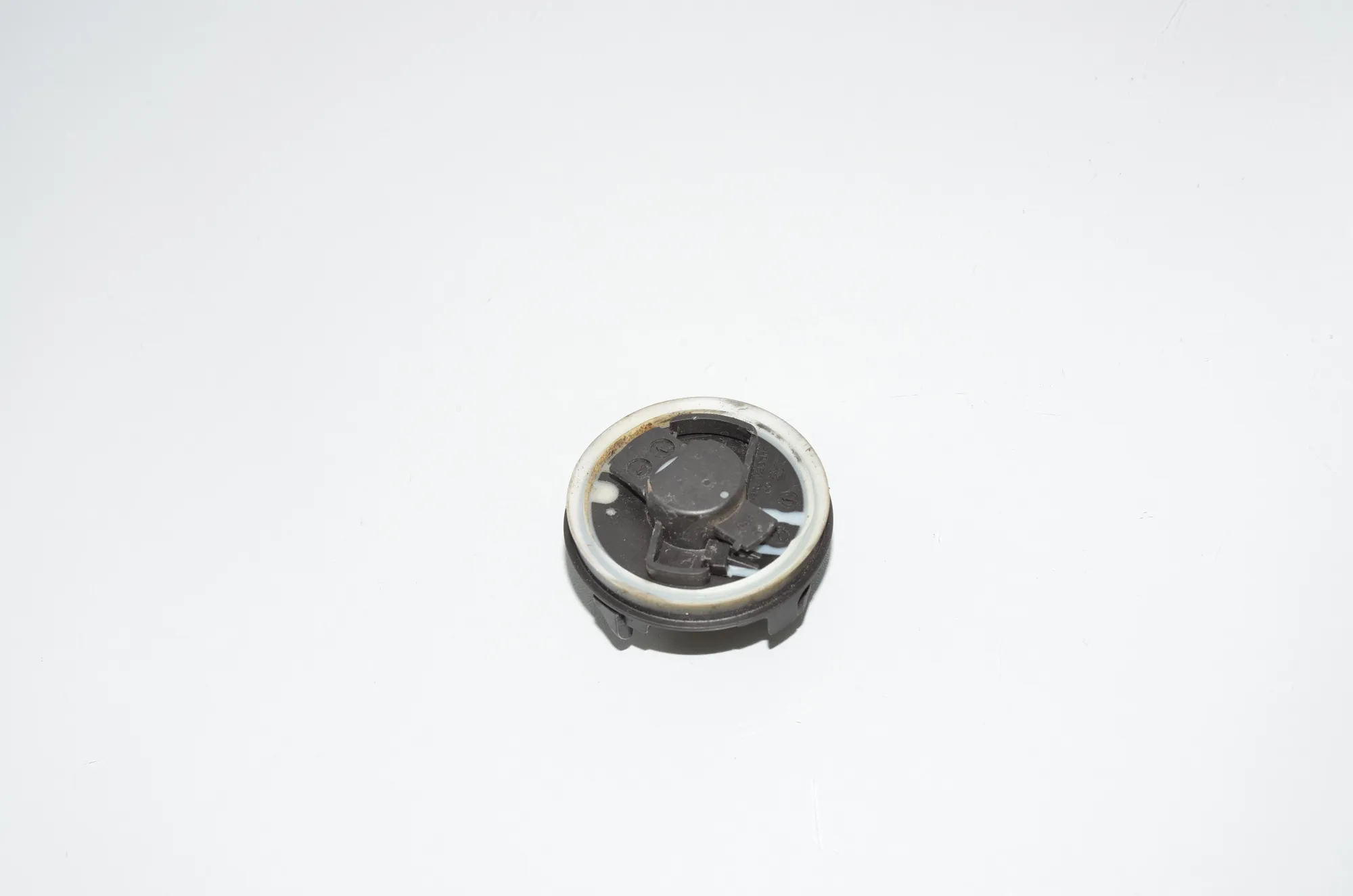 Front Right Impact Sensor – OEM 9279391 · BMW 7 (G11, G12) 740 d, Ld xDrive 2016 – 4