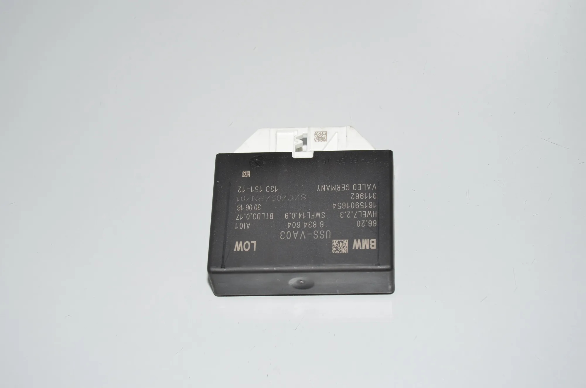 PDC Parking Sensor Control Unit – OEM 6834604 · BMW 7 (G11, G12) 740 d, Ld xDrive 2016 – 2