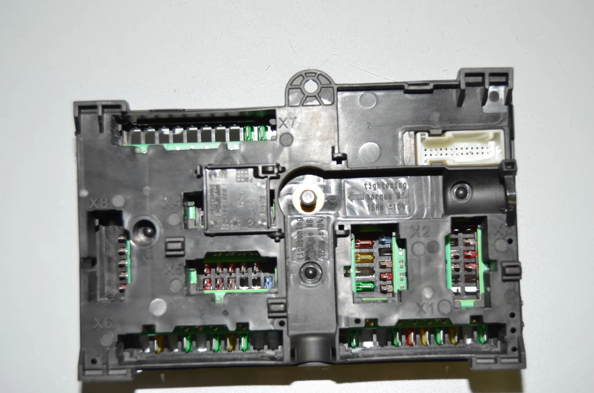 Fuse Box – OEM 9393144 · BMW 7 (G11, G12) 740 d, Ld xDrive 2016 – 4