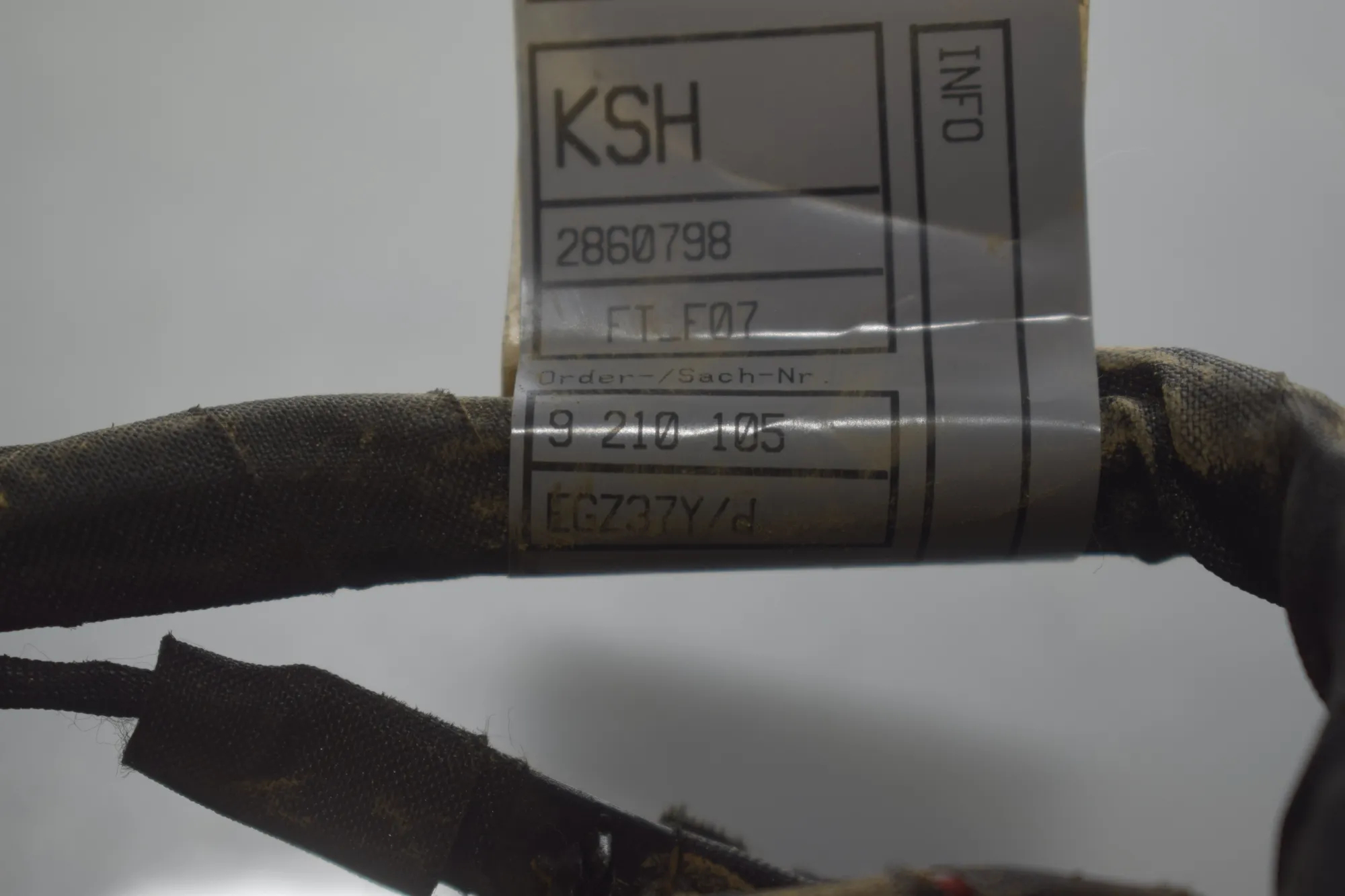 Front Right Door Wiring – OEM 61139169241 · BMW 5 Gran Turismo (F07) 530 d 2009 – 3