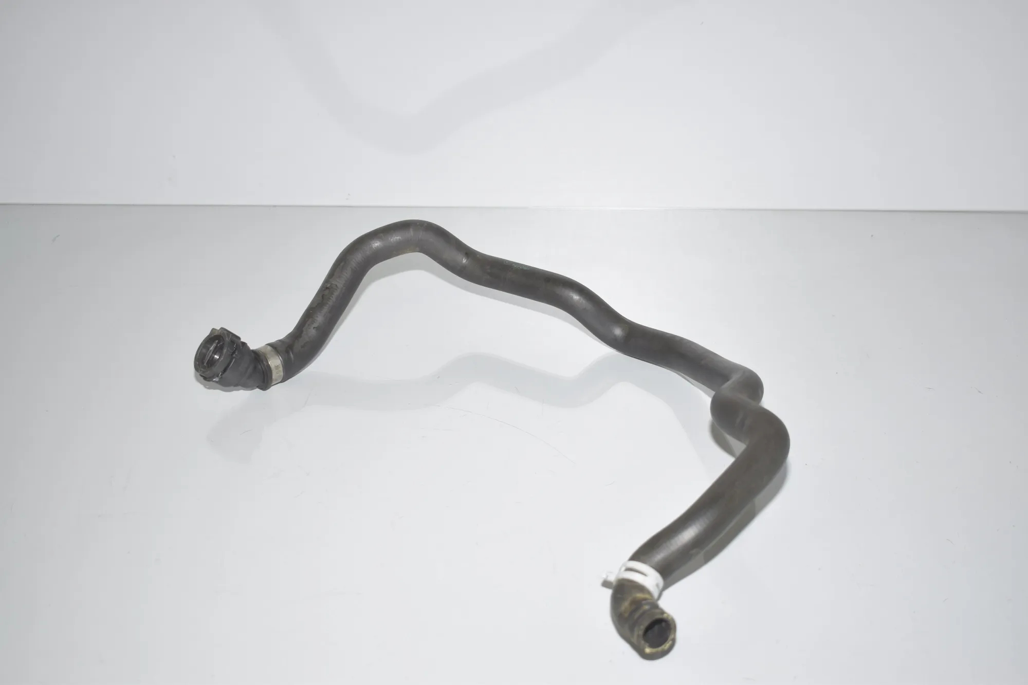 Coolant Hose Pipe – OEM 9119178 · BMW 5 Gran Turismo (F07) 530 d 2009 – 2