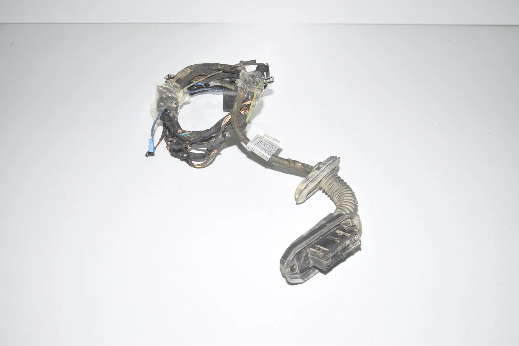 Front Left Door Wiring – OEM 9169241 · BMW 5 Gran Turismo (F07) 530 d 2009