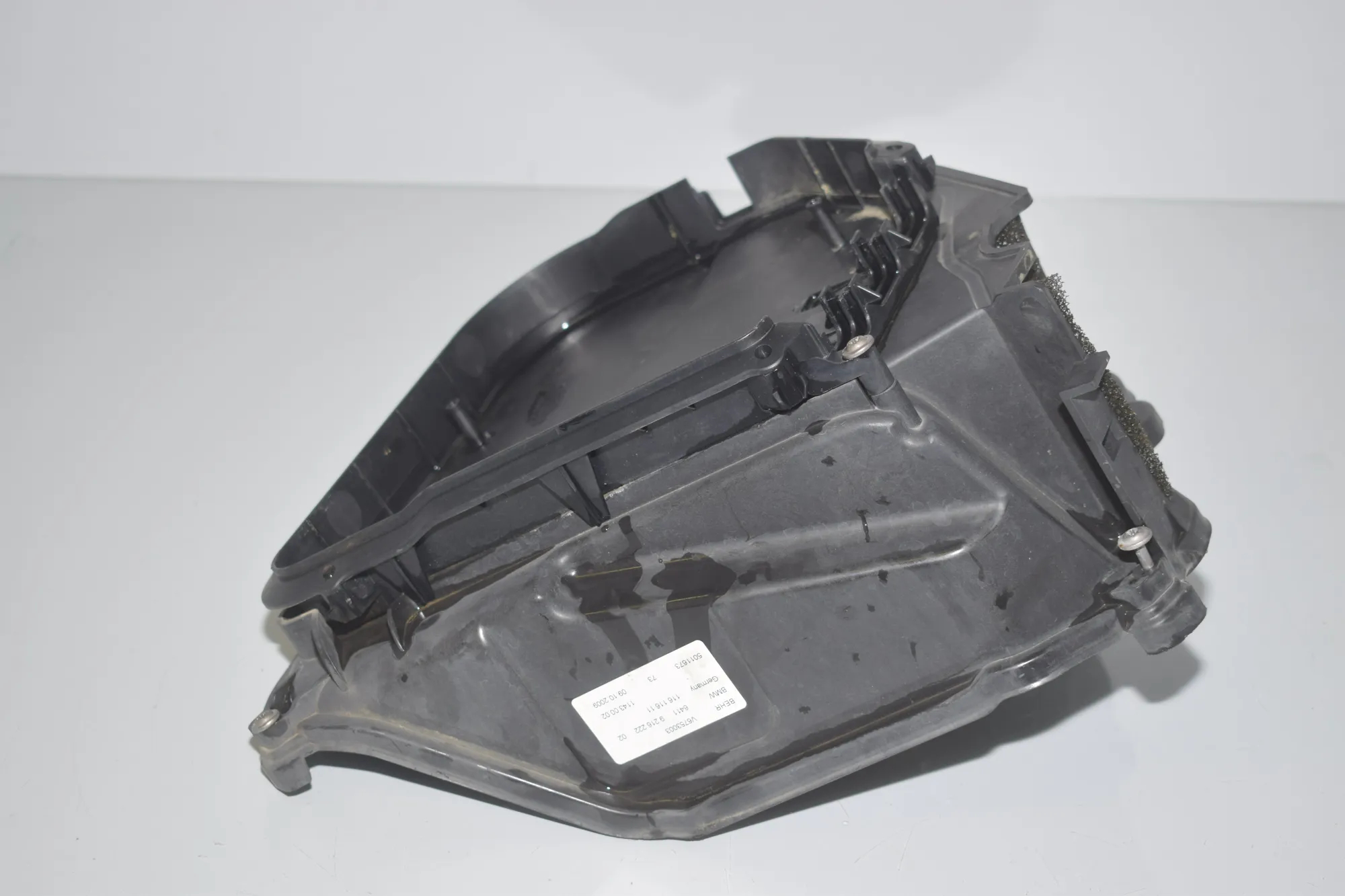 Other Body Parts – OEM 12907555152 · BMW 5 Gran Turismo (F07) 530 d 2009 – 2