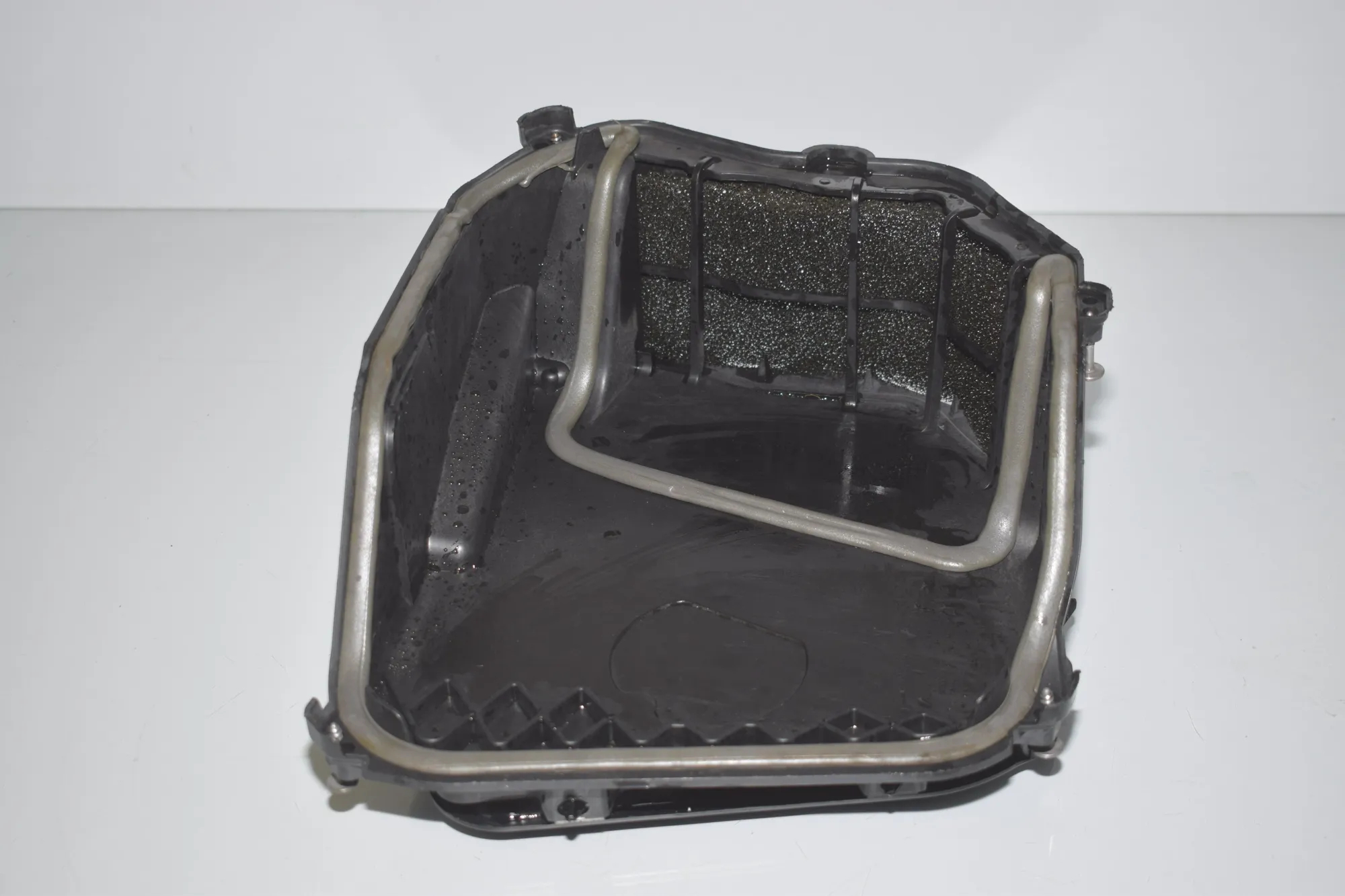 Other Body Parts – OEM 12907555152 · BMW 5 Gran Turismo (F07) 530 d 2009