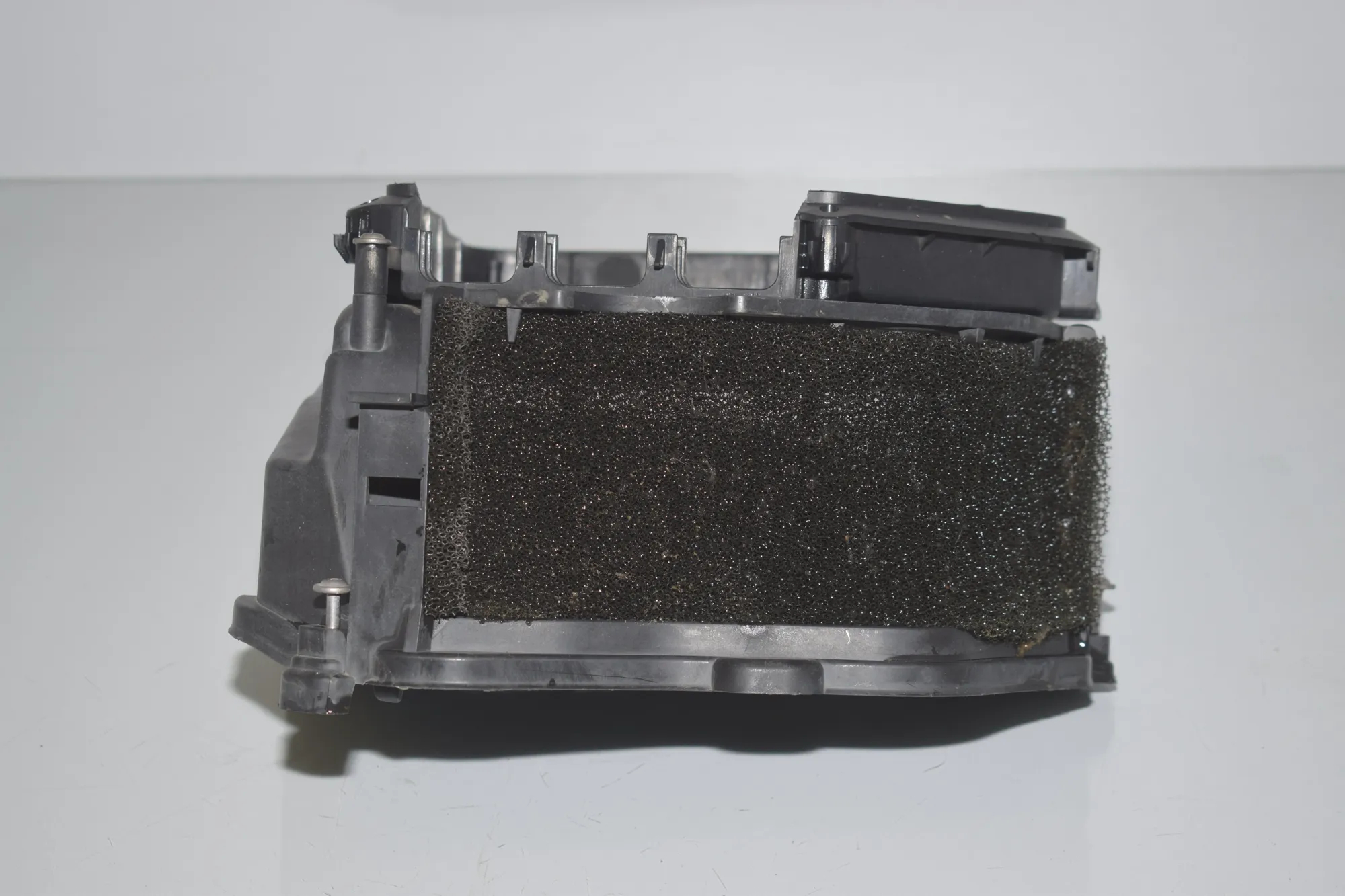 Other Body Parts – OEM 12907555152 · BMW 5 Gran Turismo (F07) 530 d 2009 – 3