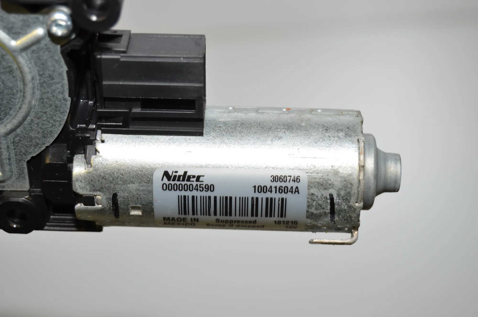 Sunroof Motor – OEM 3060746 · BMW X7 (G07) BMW X7 (G07) xDrive 30 d 2019 – 6