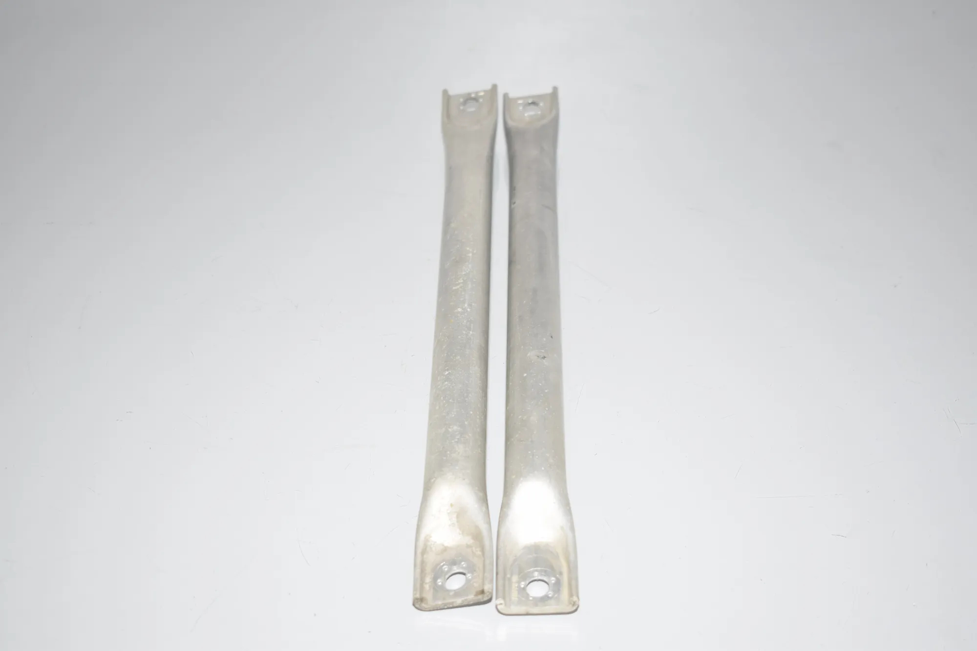 Other Body Parts – OEM 7187697 · BMW 5 Gran Turismo (F07) 530 d 2009 – 2