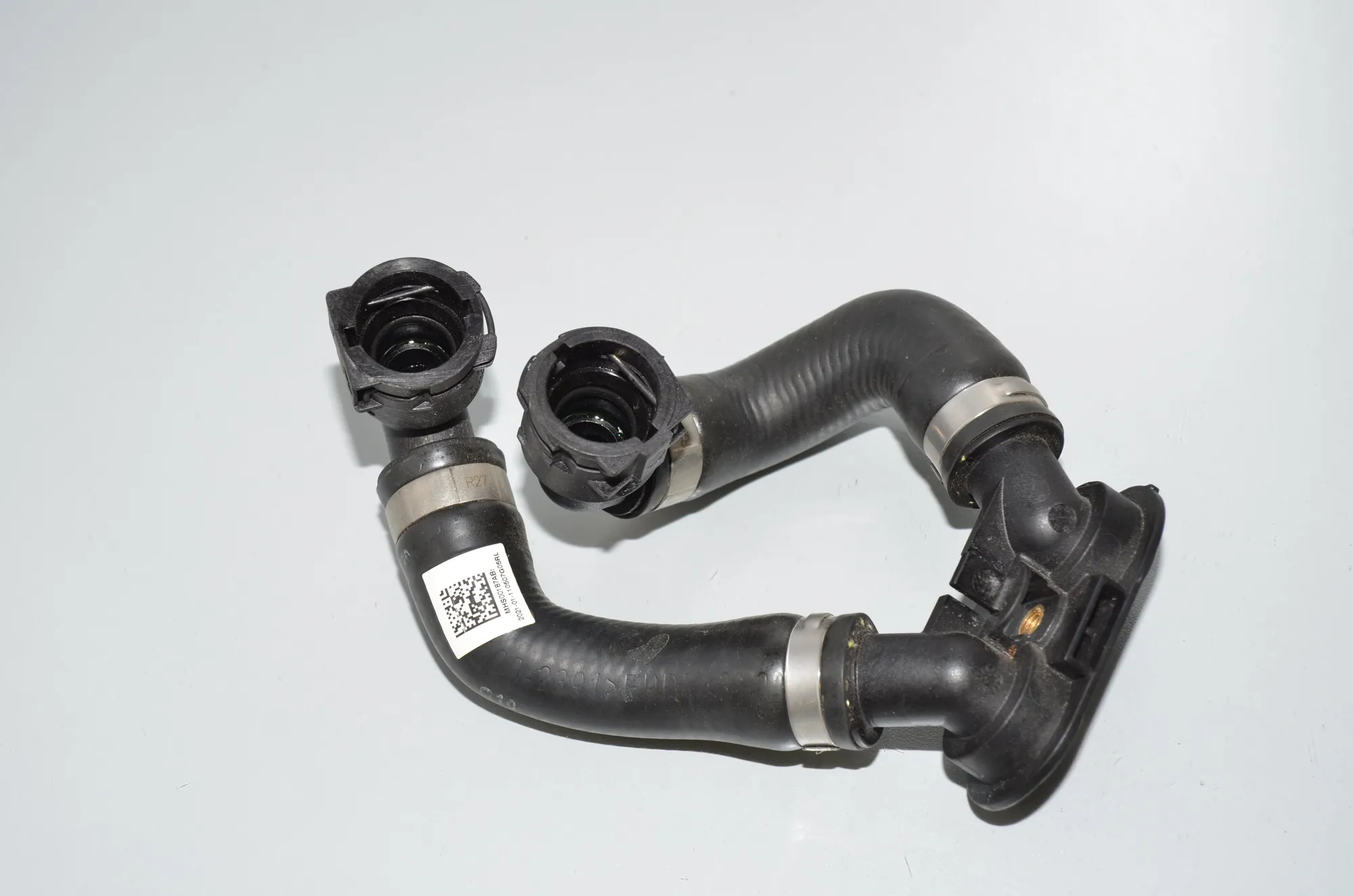 Coolant Hose Pipe – OEM 8780518 · BMW X5 (G05) BMW X5 (G05) xDrive M 50 d 2020 – 3