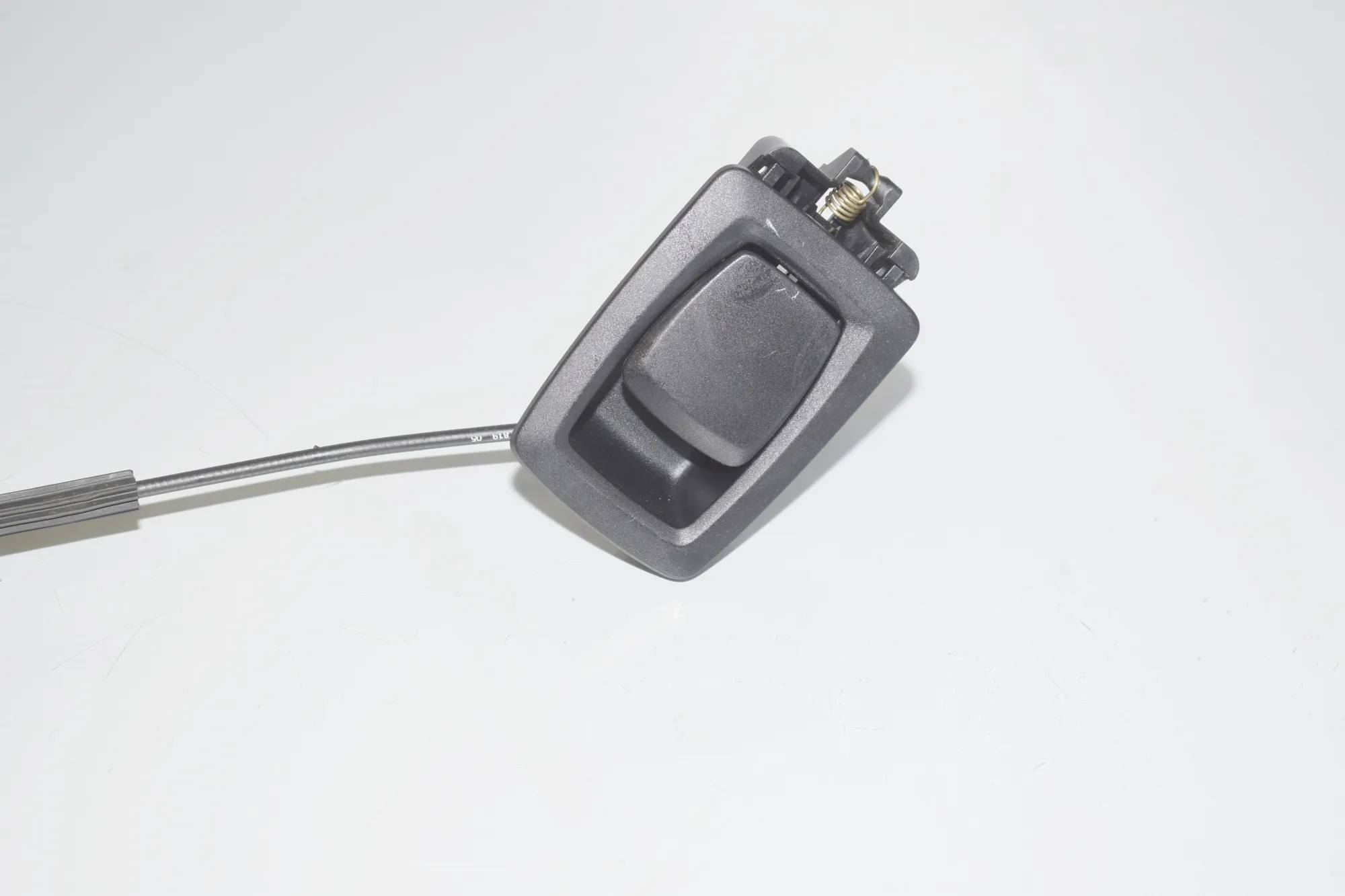 Rear Seat Backrest Lock – OEM 9164445 · BMW 5 Gran Turismo (F07) 530 d 2009 – 3