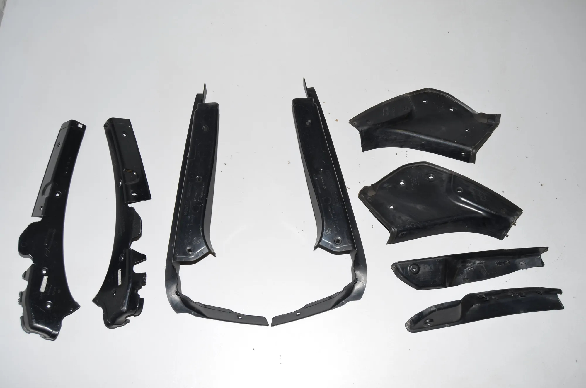 Trunk Boot Trim – OEM 51497201660 · BMW 5 Gran Turismo (F07) 530 d 2009 – 4