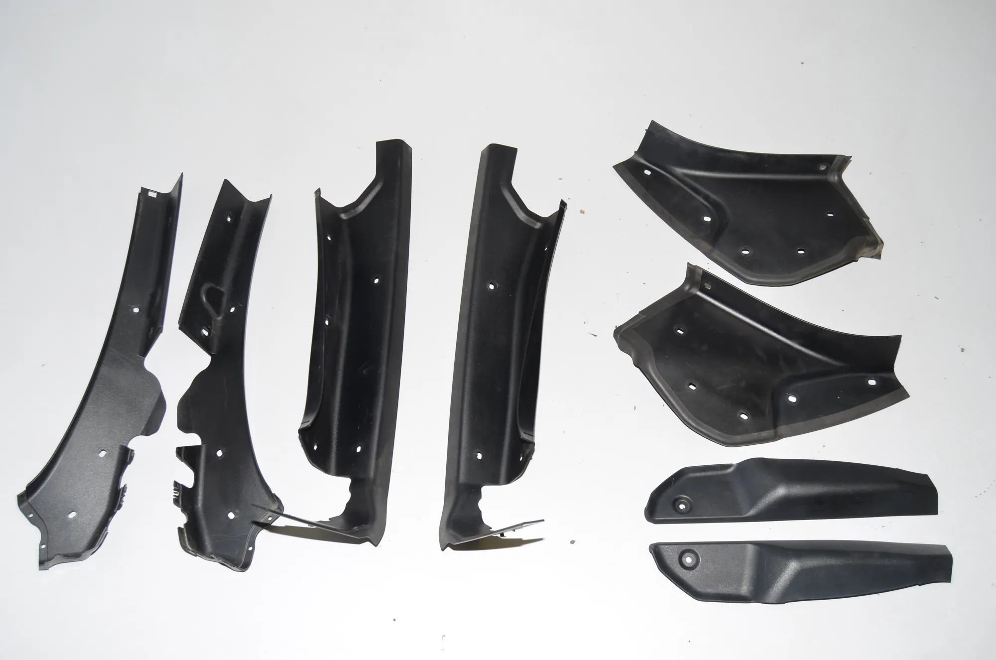 Trunk Boot Trim – OEM 51497201660 · BMW 5 Gran Turismo (F07) 530 d 2009 – 3