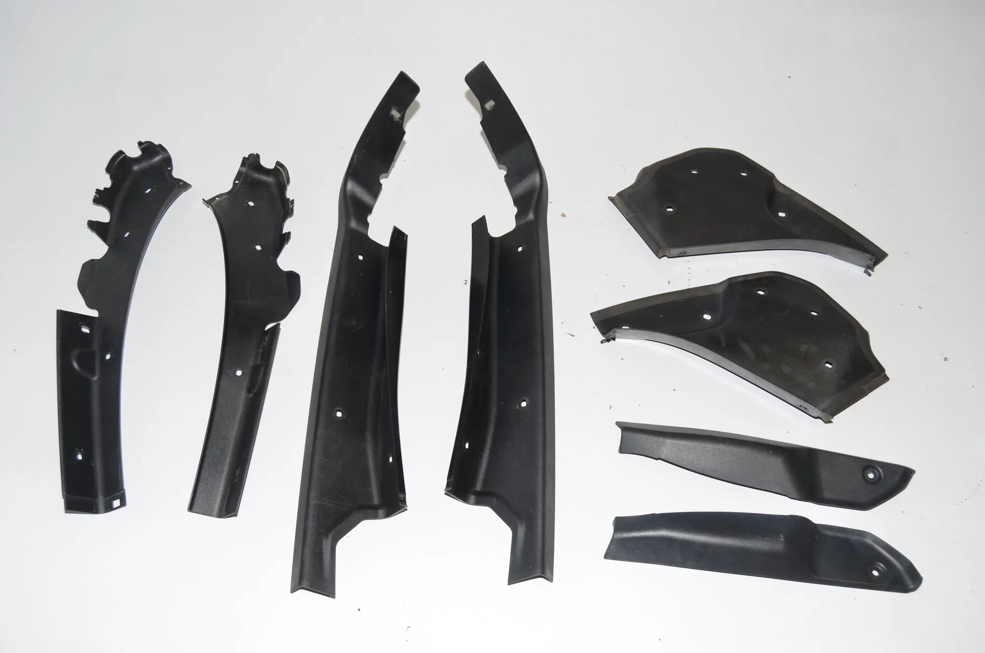 Trunk Boot Trim – OEM 51497201660 · BMW 5 Gran Turismo (F07) 530 d 2009