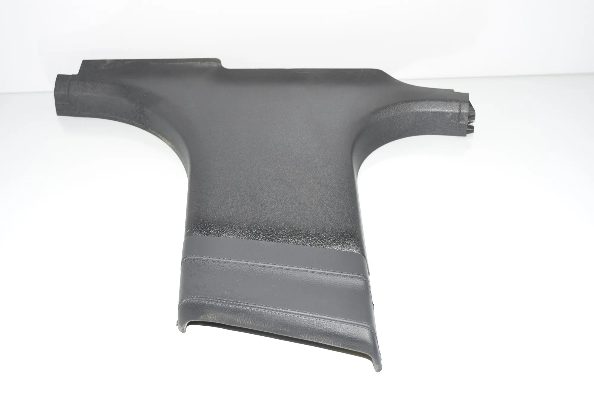 Left Side B Pillar Trim – OEM 1751550 · BMW 5 Gran Turismo (F07) 530 d 2009 – 2