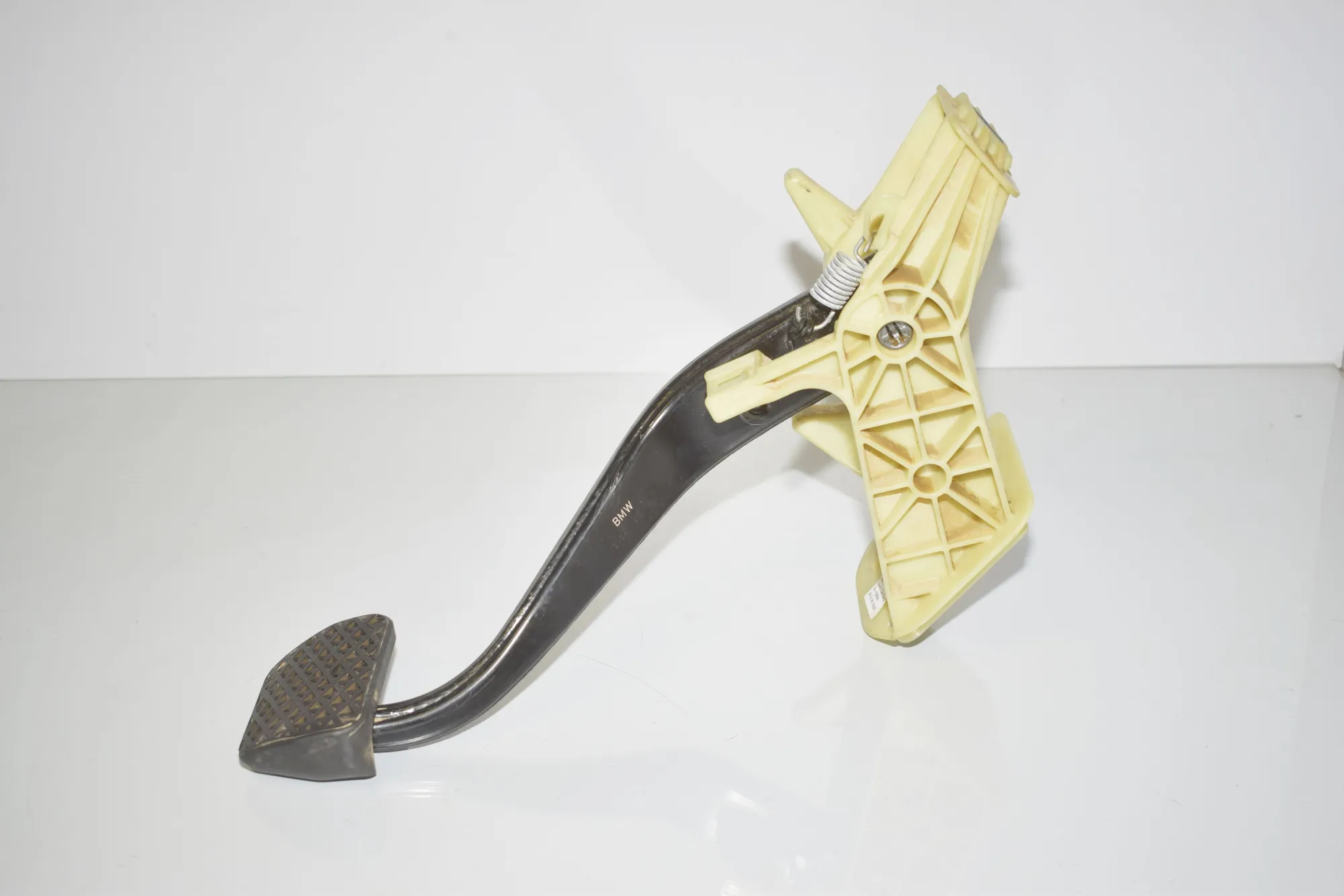 Brake Pedal – OEM 6775368 · BMW 5 Gran Turismo (F07) 530 d 2009 – 2