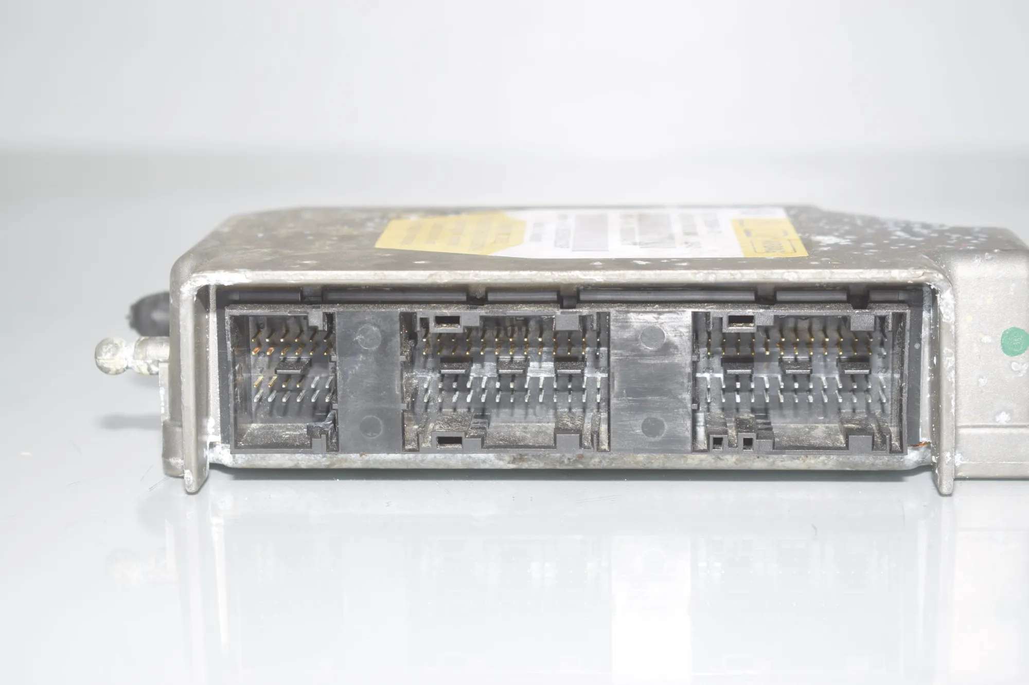 SRS Control Unit – OEM 9266328 · BMW 5 Gran Turismo (F07) 530 d 2009 – 3