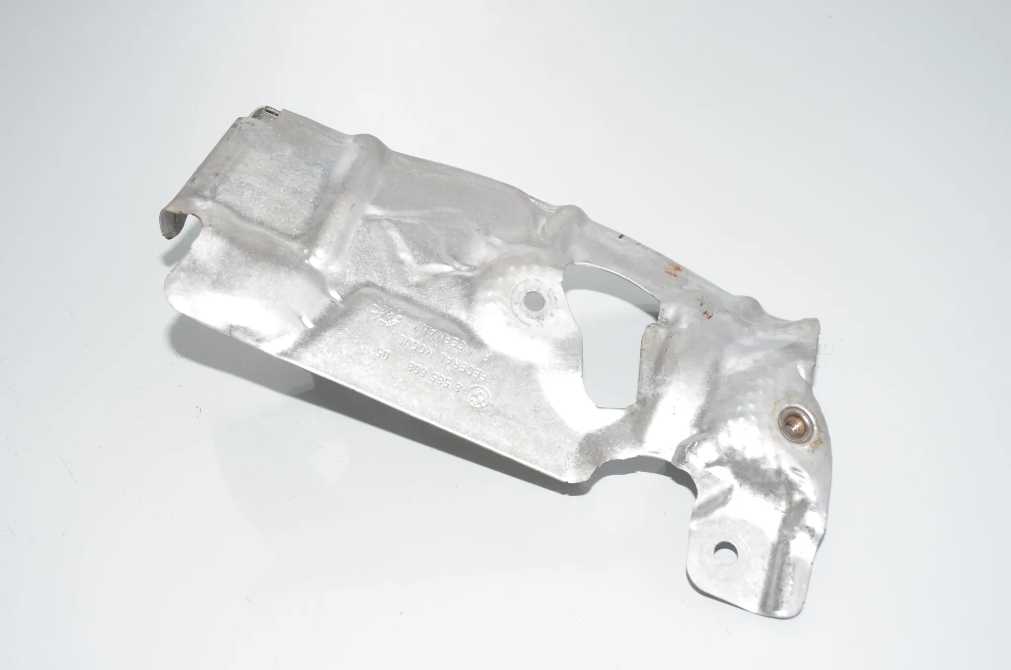 Heat Protection – OEM 8585808 · BMW 2 Gran Tourer (F46) 218 d xDrive 2020 – 3