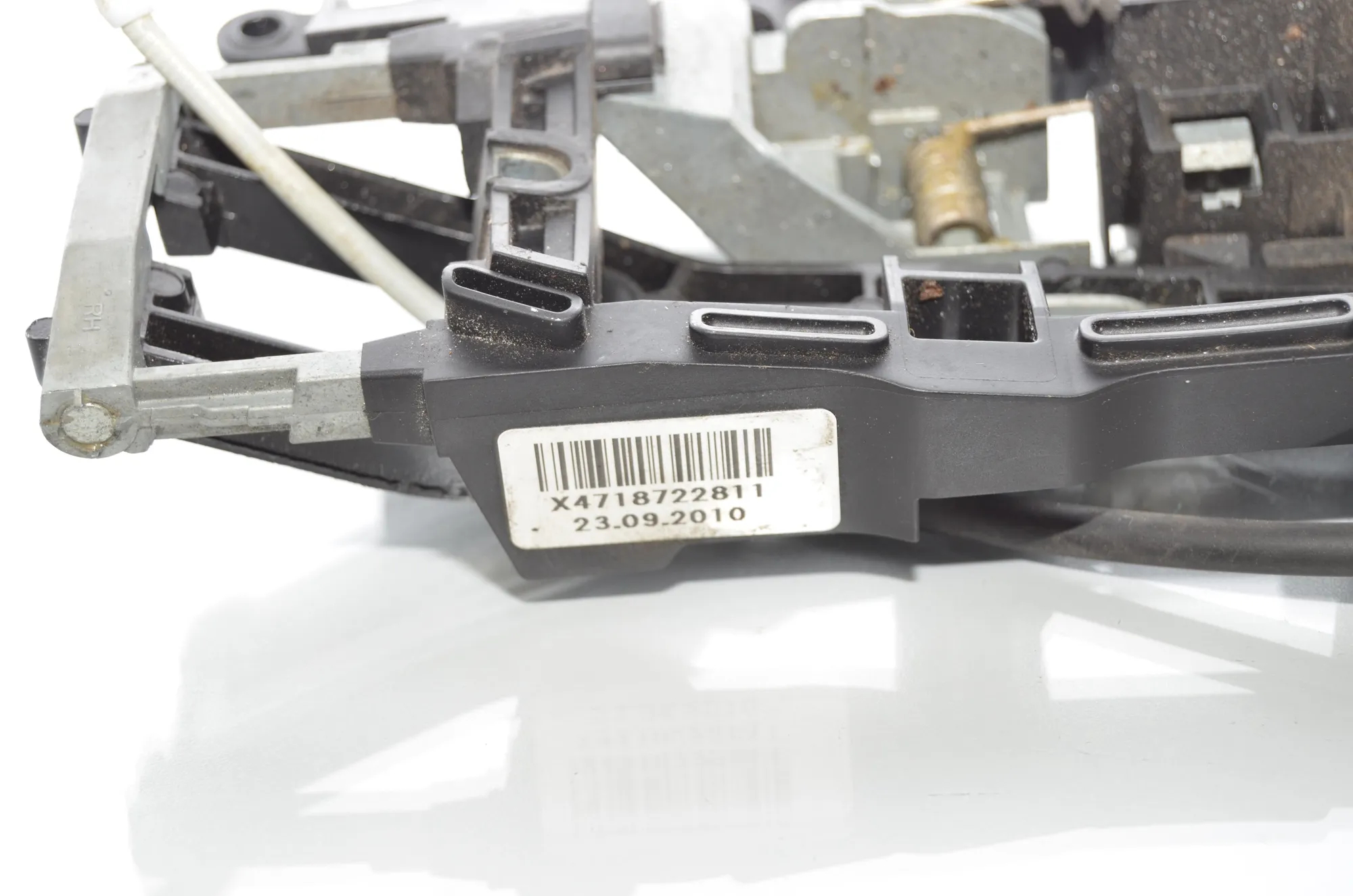 Front Right Door Interior Handle Frame – OEM 7187228 · BMW 5 (F10) 530 d 2010 – 5