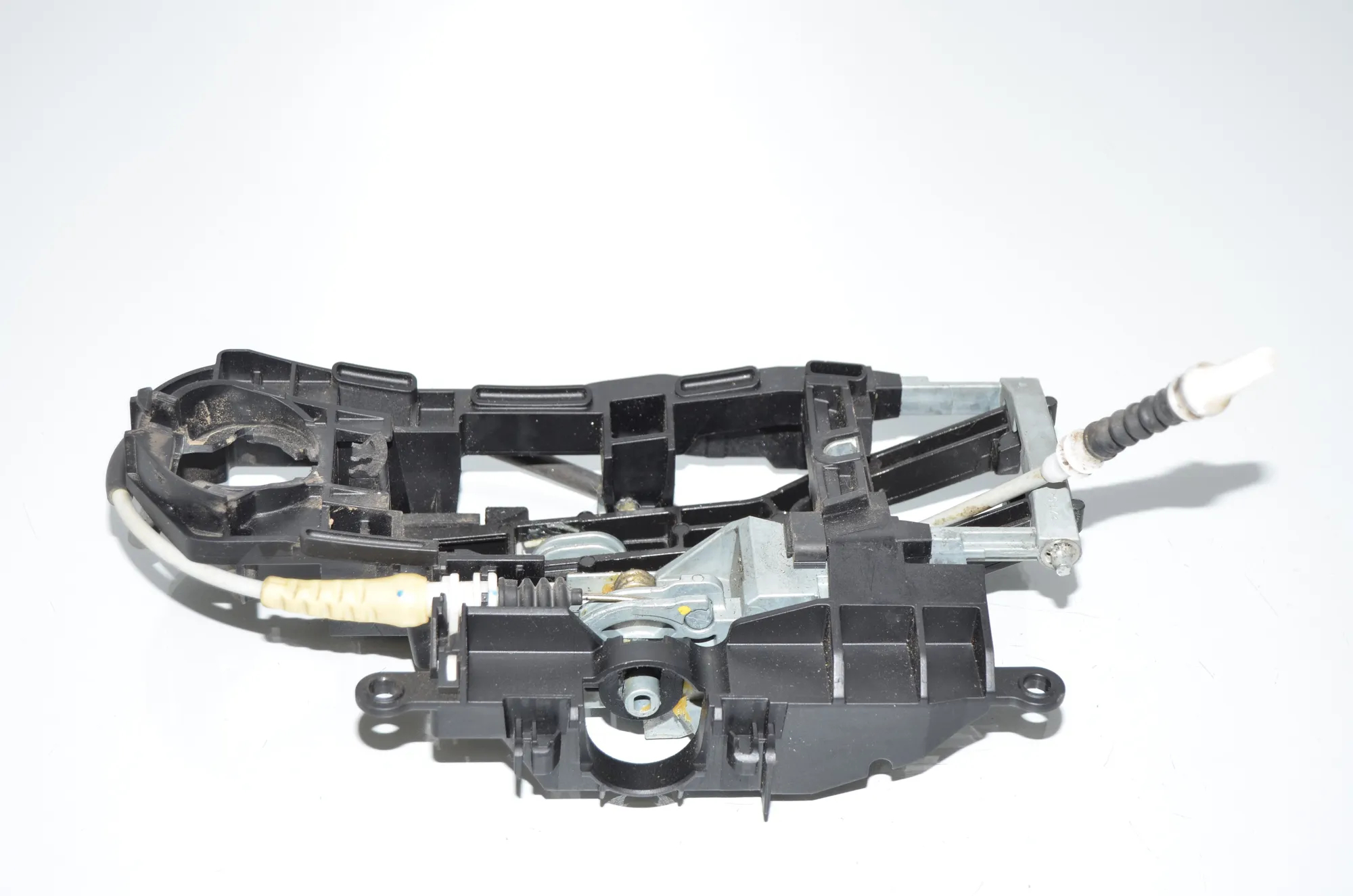 Front Right Door Interior Handle Frame – OEM 7187228 · BMW 5 (F10) 530 d 2010 – 2