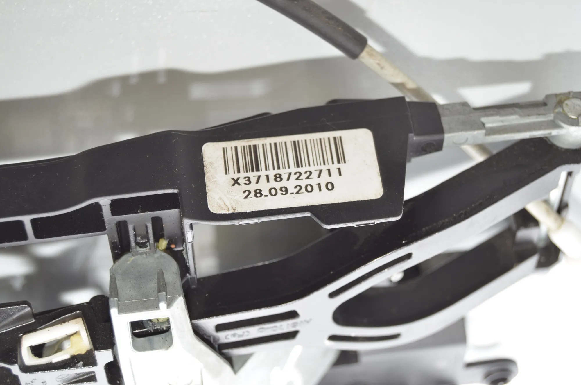 Rear Left Door Interior Handle Frame – OEM 7187227 · BMW 5 (F10) 530 d 2010 – 5