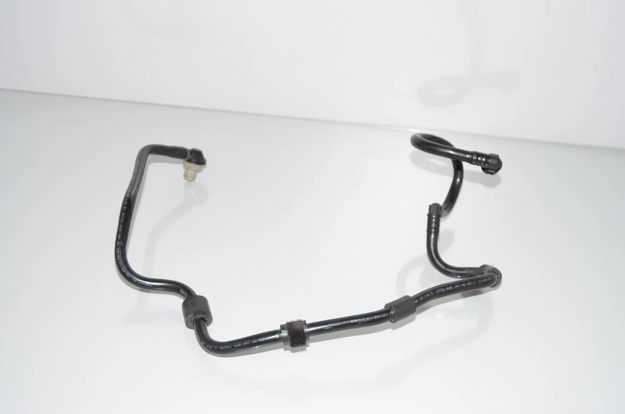 Vacuum Tube – OEM 7800723 · BMW 5 (F10) 530 d 2010 – 3