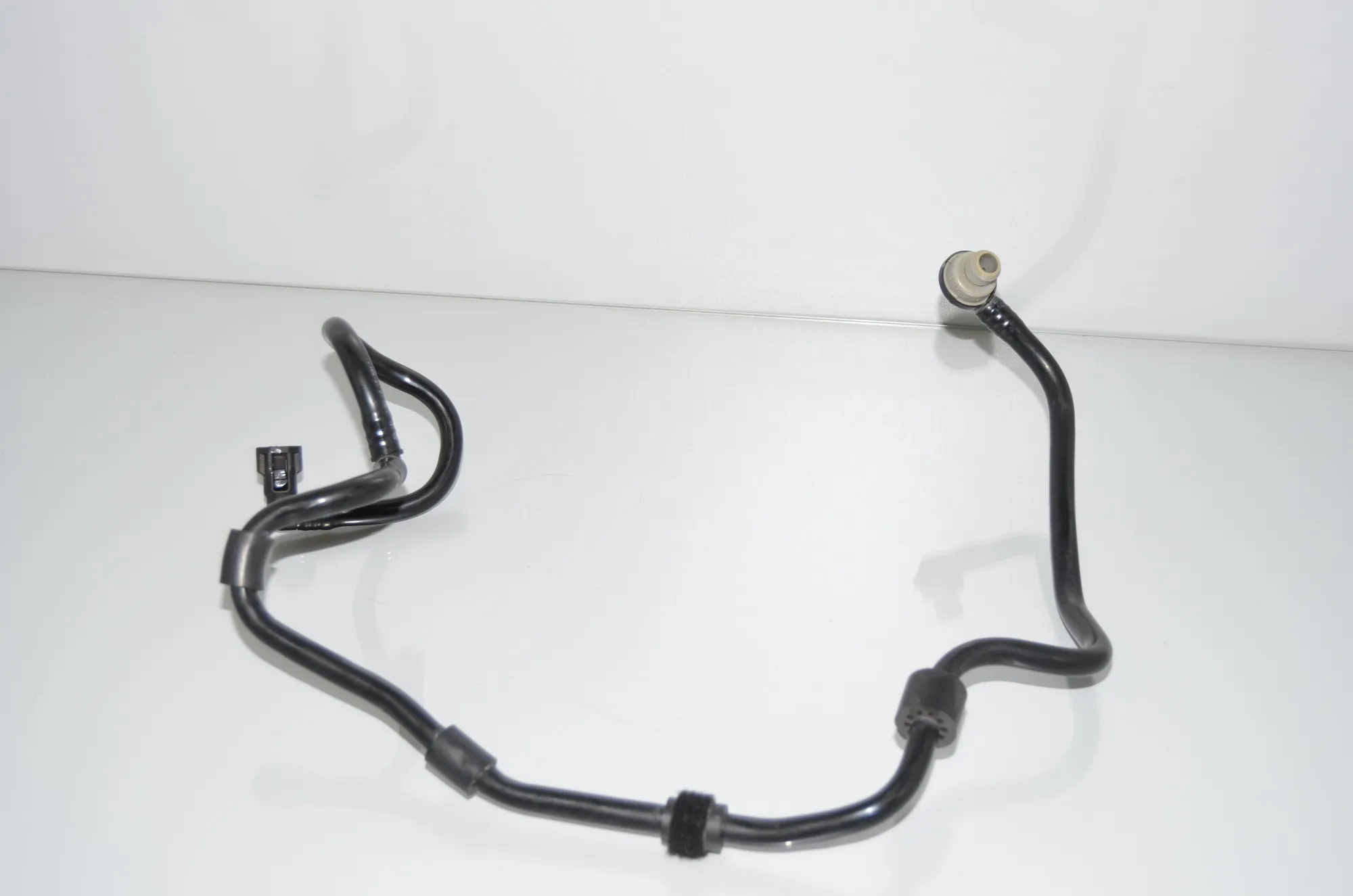 Vacuum Tube – OEM 7800723 · BMW 5 (F10) 530 d 2010 – 2