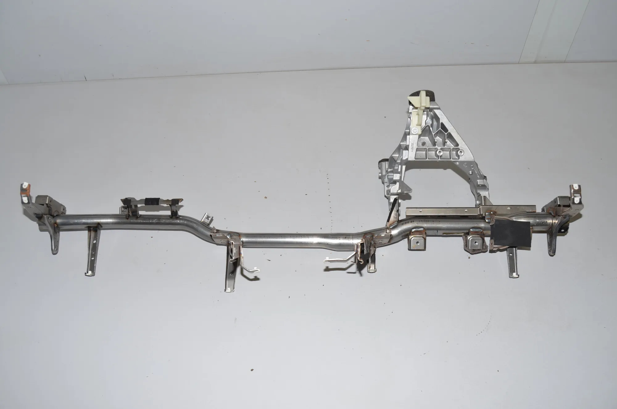 Dashboard Frame – OEM 9112181 · BMW 5 (F10) 530 d 2010 – 4