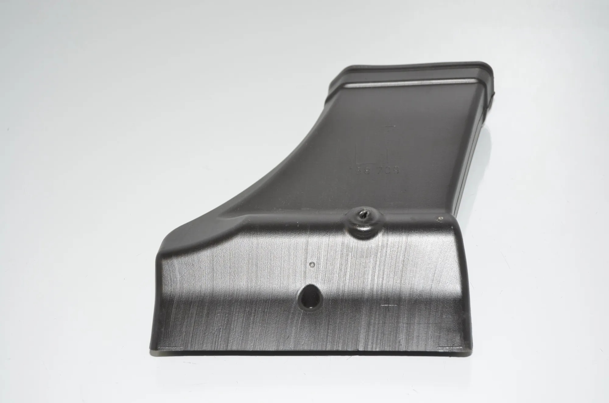 Interior Air Duct Channel – OEM 9148093 · BMW 5 (F10) 530 d 2010