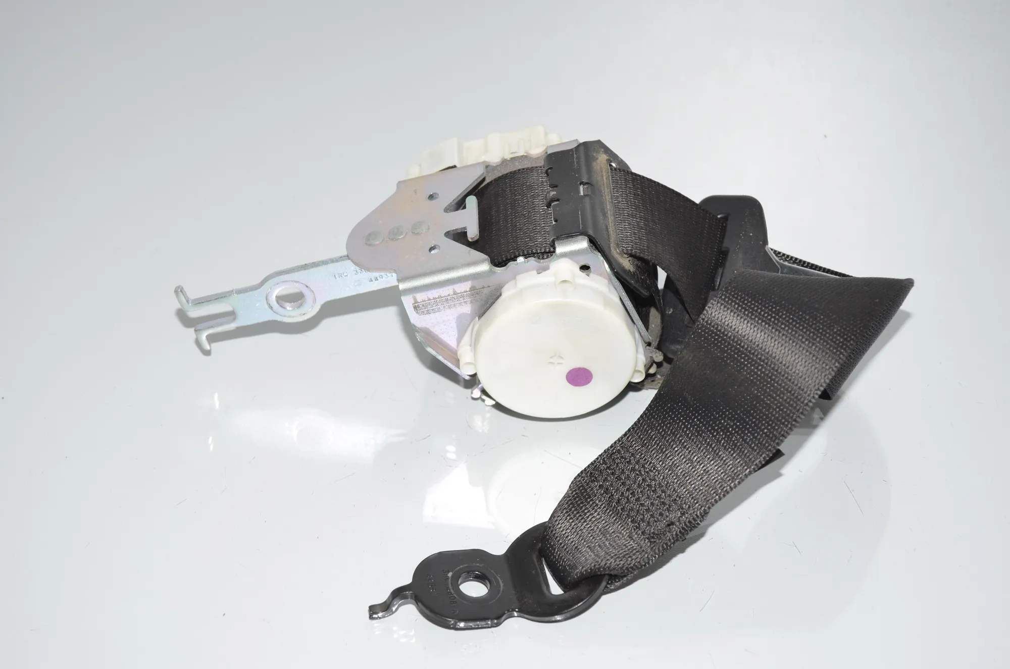 Rear Left Seatbelt – OEM 9163237 · BMW 5 (F10) 530 d 2010 – 4