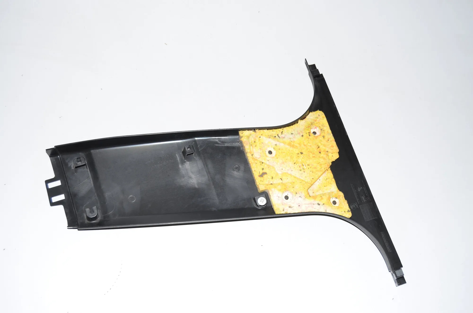 Left Side B Pillar Trim – OEM 9116351 · BMW 5 (F10) 530 d 2010 – 4