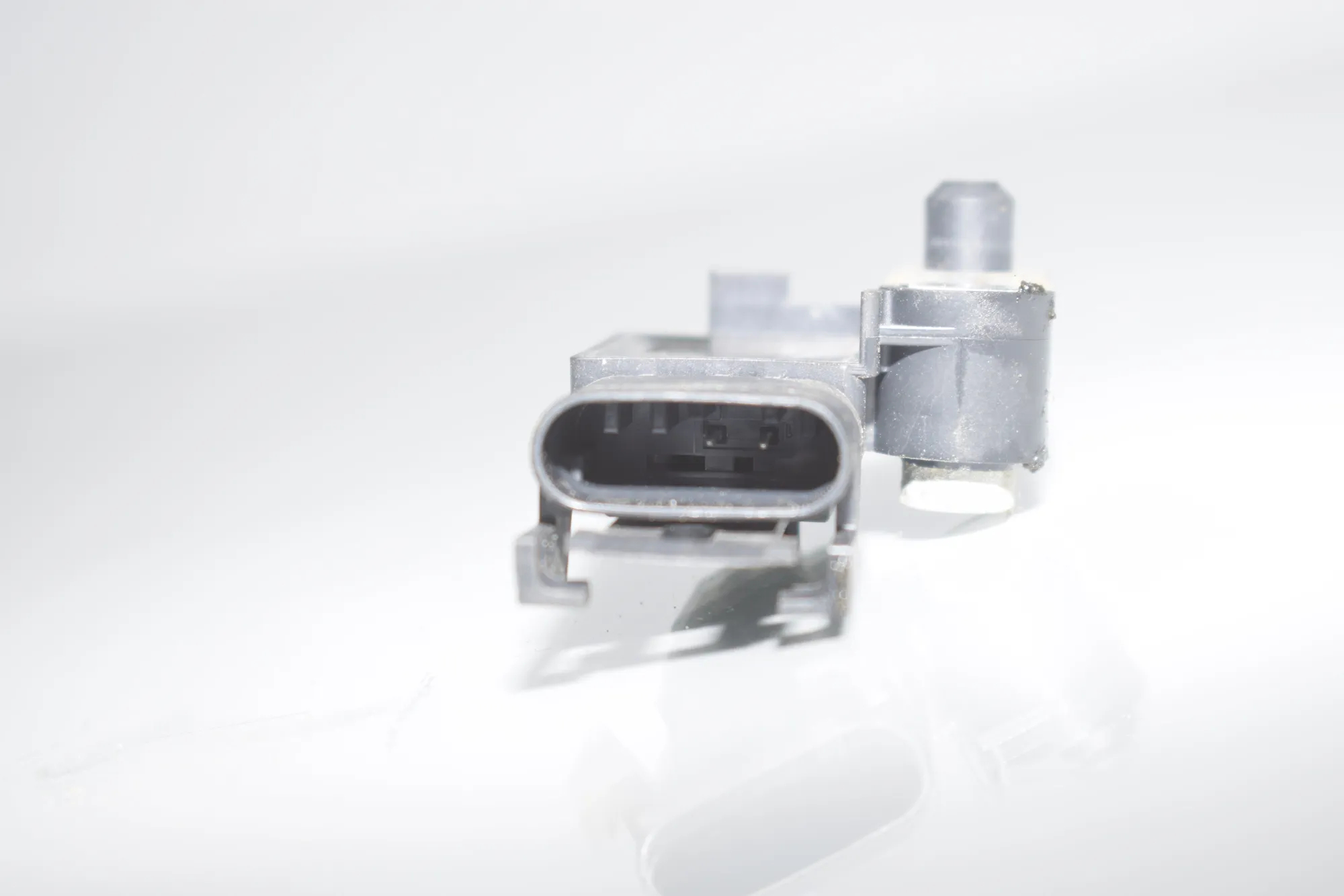 Right Side Impact Sensor – OEM 65779159311 · BMW 5 Touring (F11) 530 d xDrive 2011 – 4