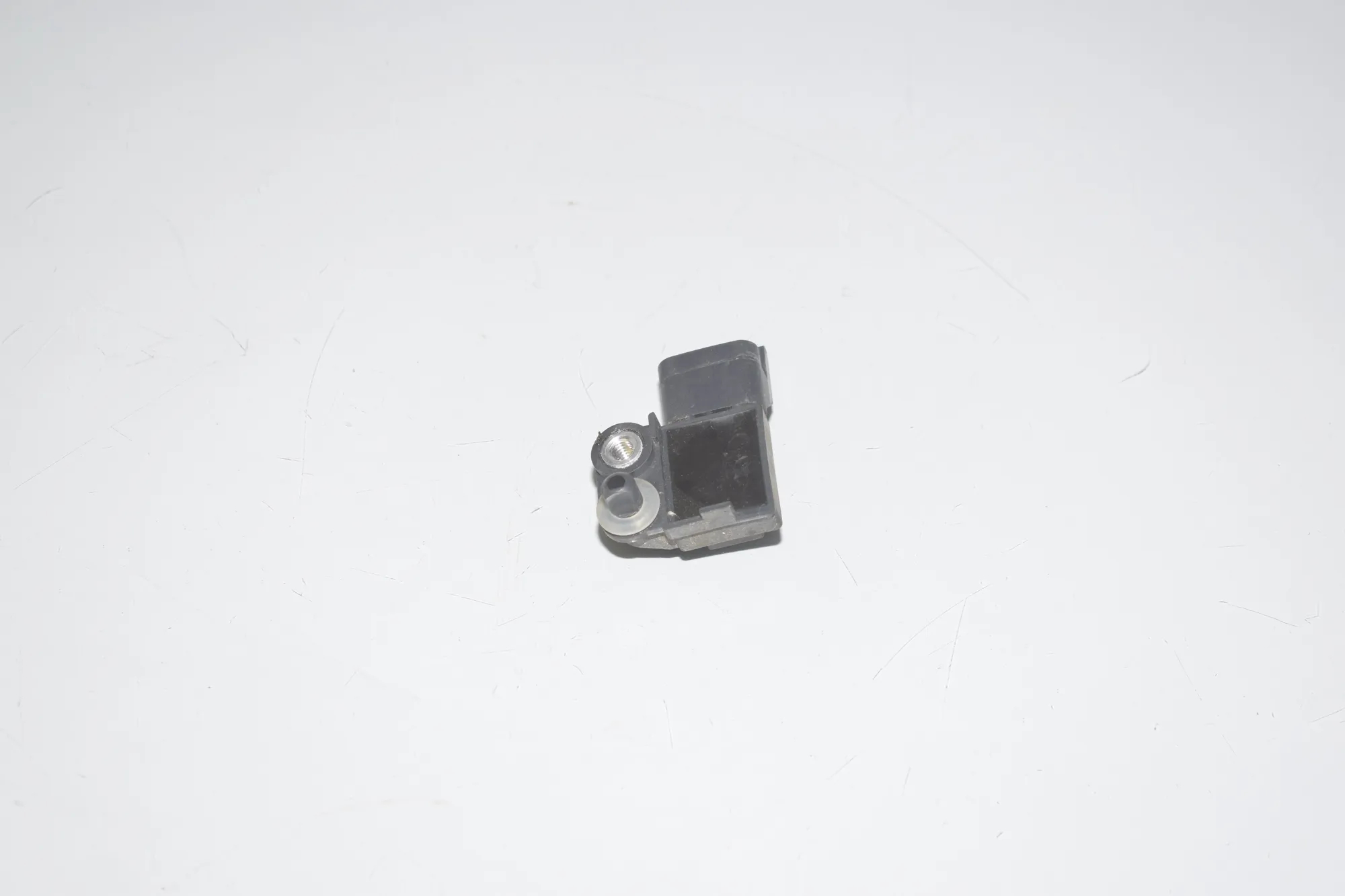Right Side Impact Sensor – OEM 65779159311 · BMW 5 Touring (F11) 530 d xDrive 2011